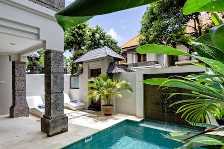Villa Tiah view 3