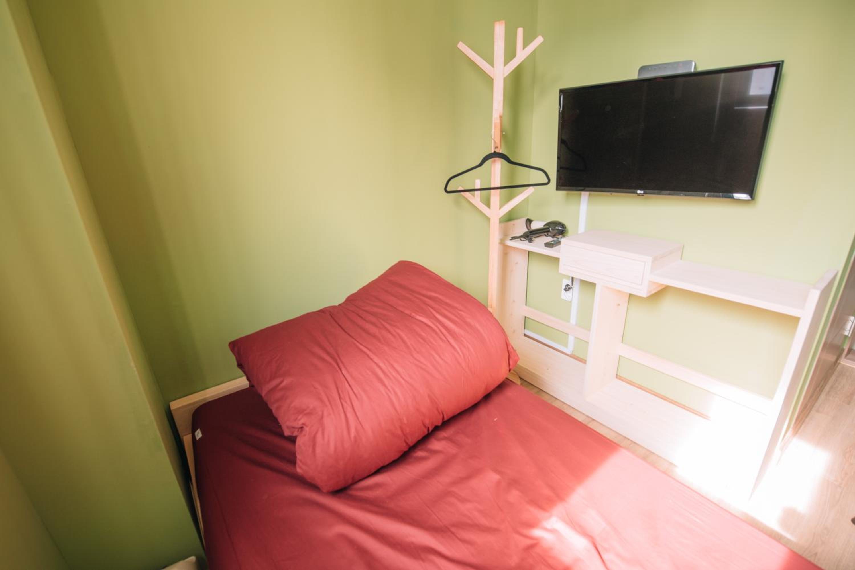 Midtown Hostel 231