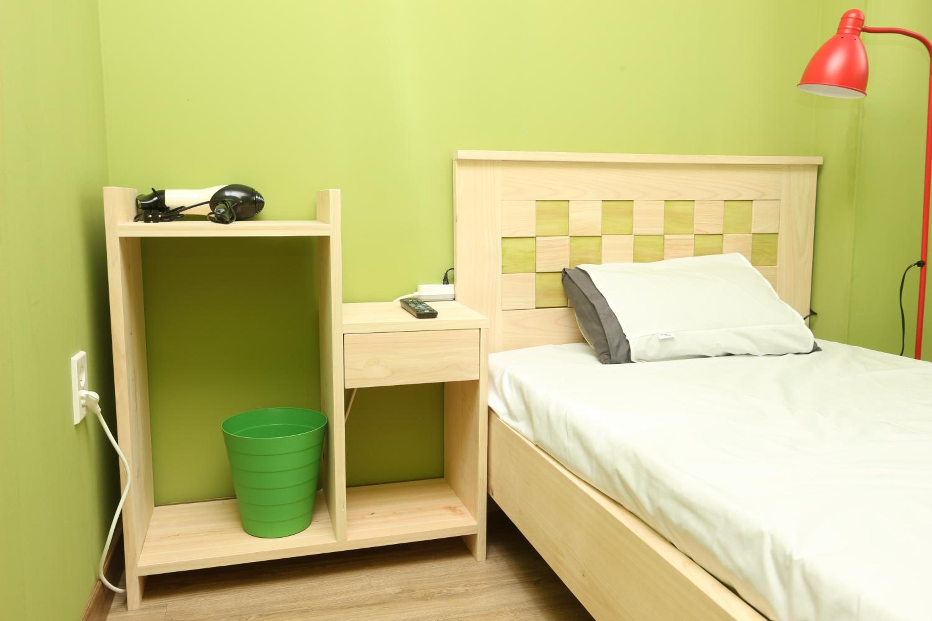 Midtown Hostel 227