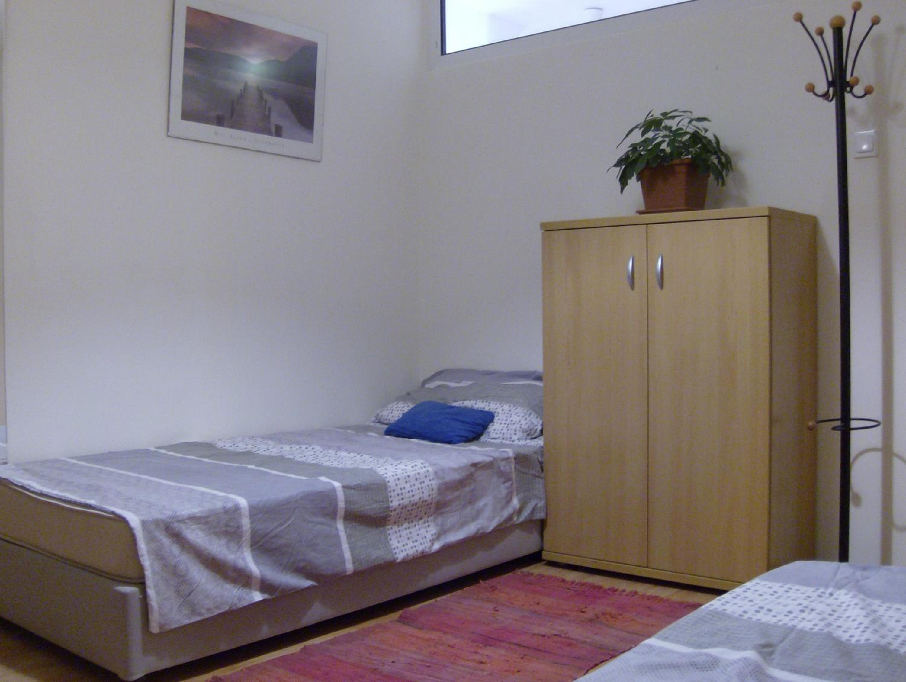 Photo 33