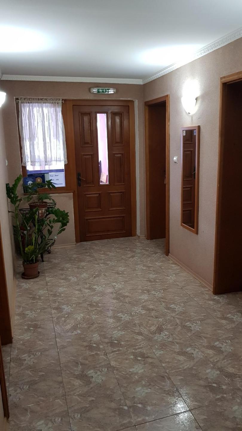 Denis Guest house