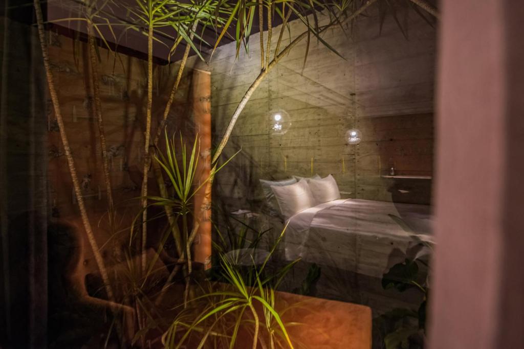 Green Palm Motel