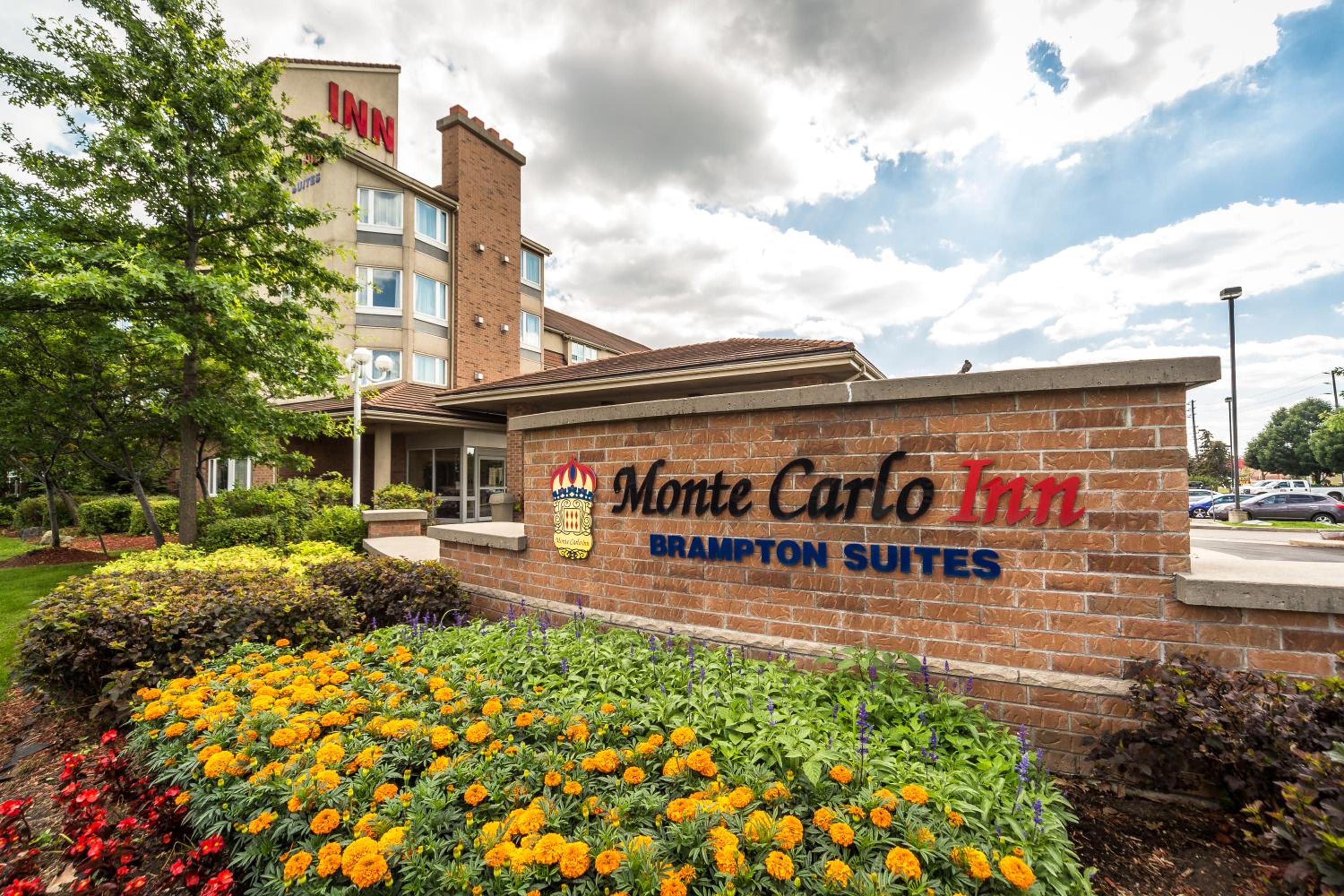 Hotel Monte Carlo Inn Brampton Suites