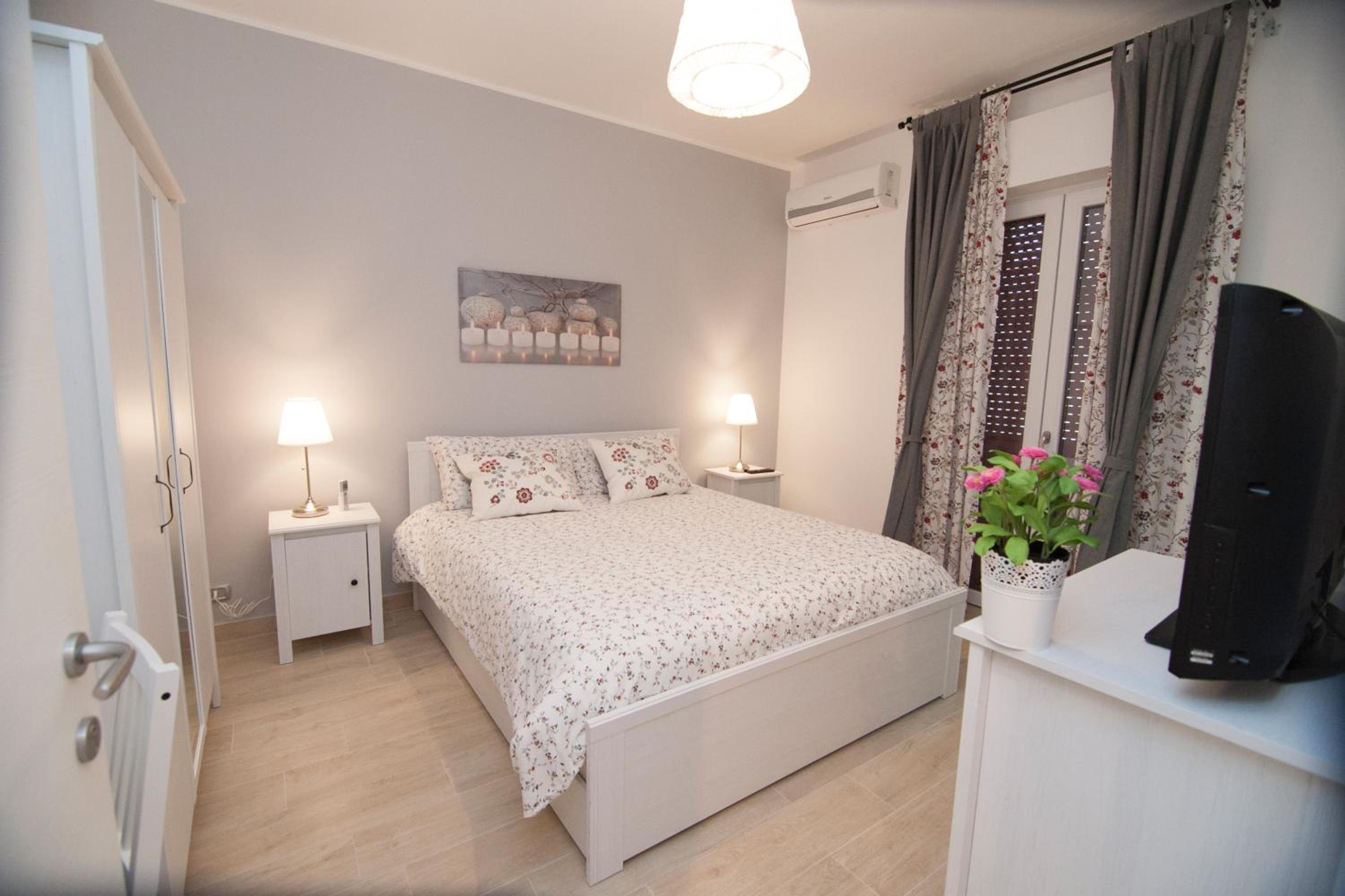 Borgo Antico Home