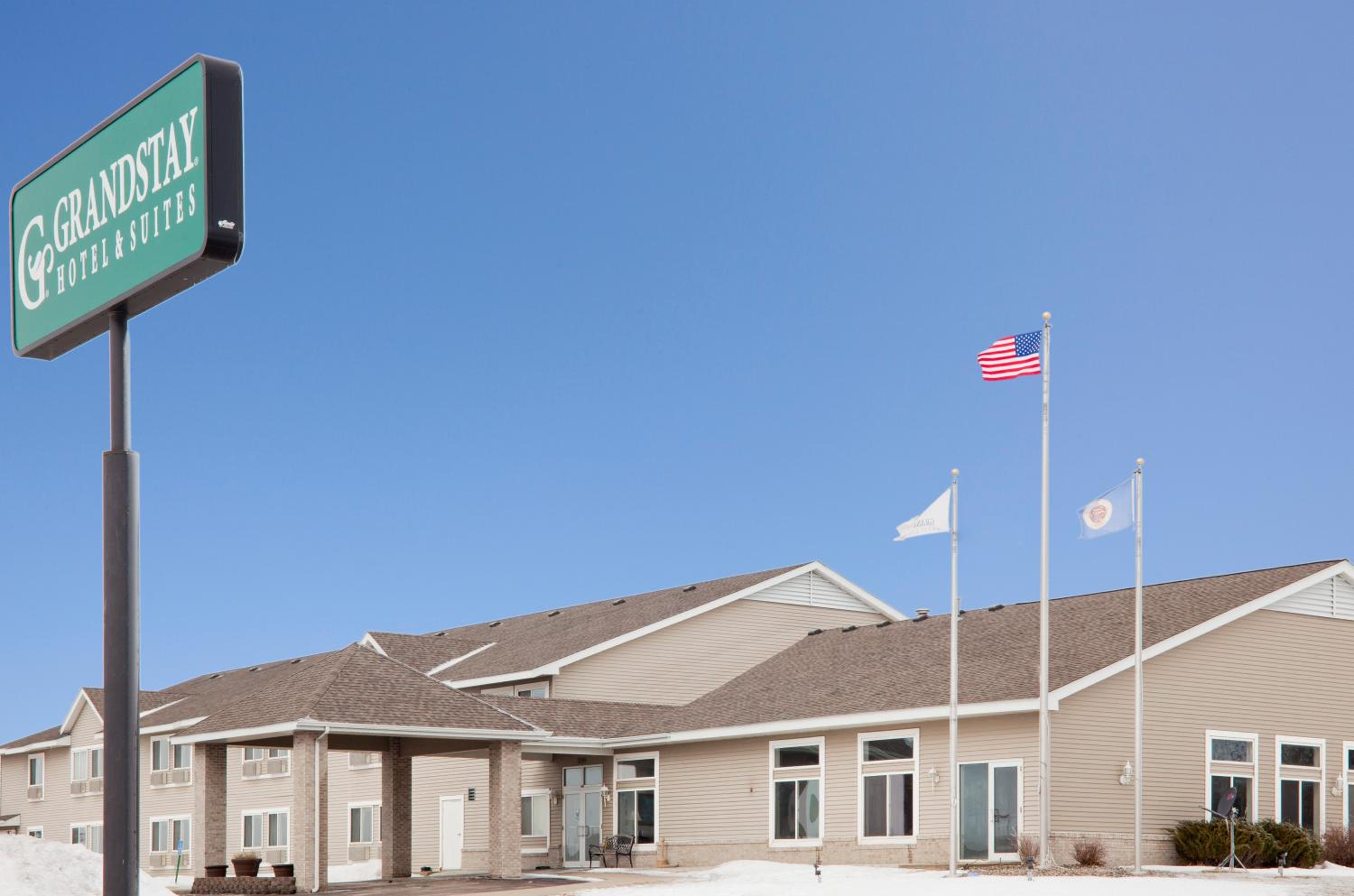 Mankato Vacations - GrandStay Hotel and Suite Waseca - Property Image 3