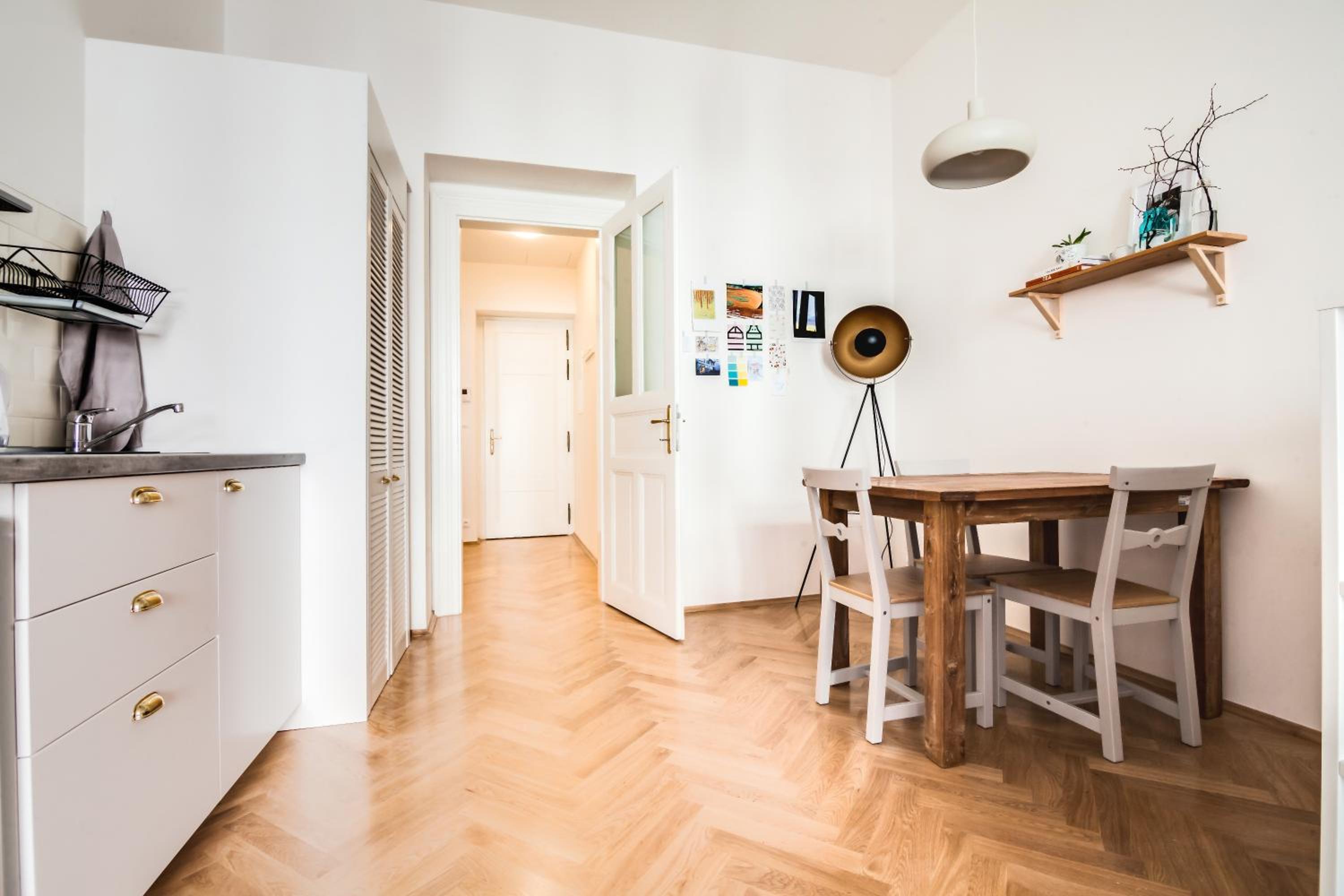 Trendy Local Apartment