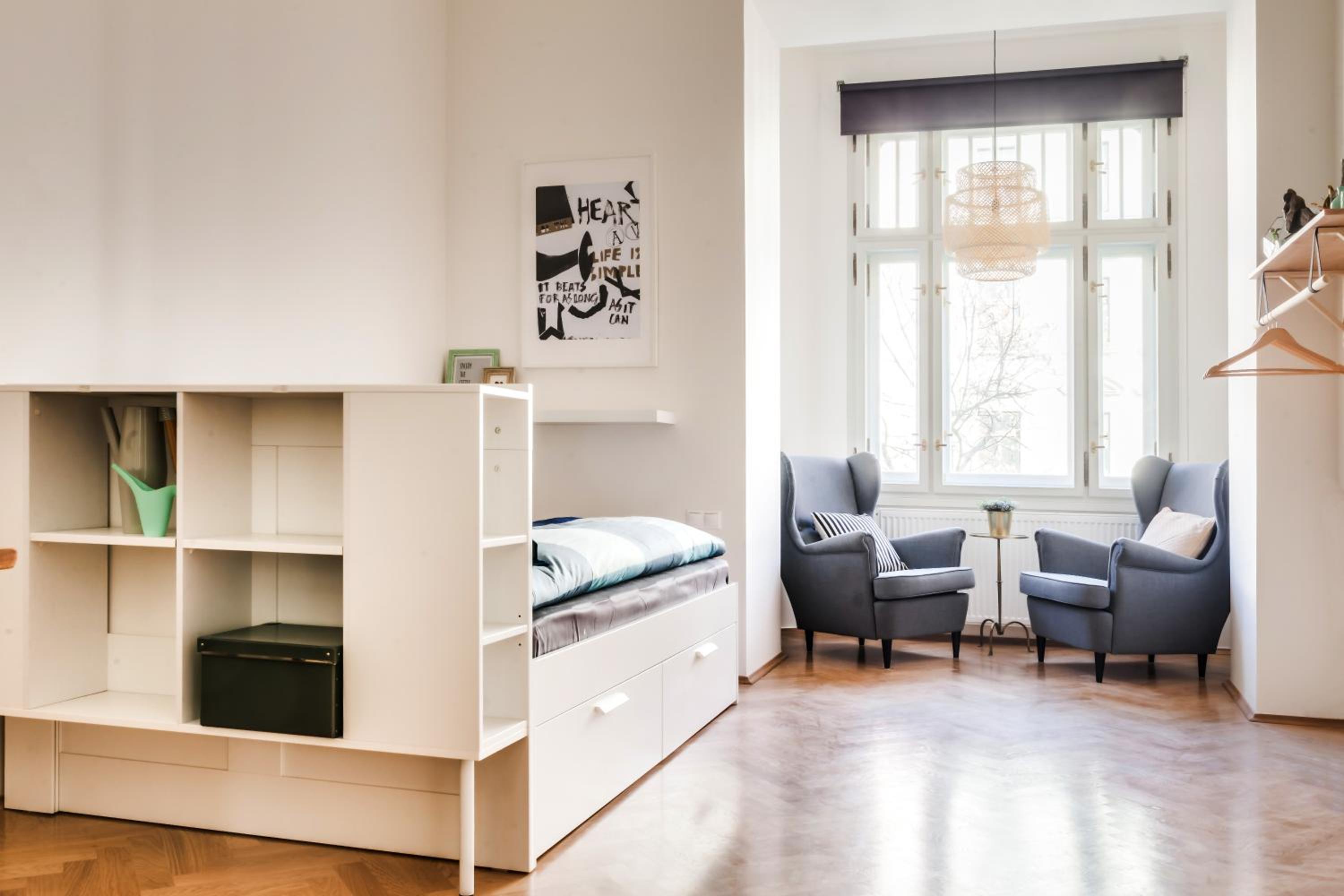 Trendy Local Apartment