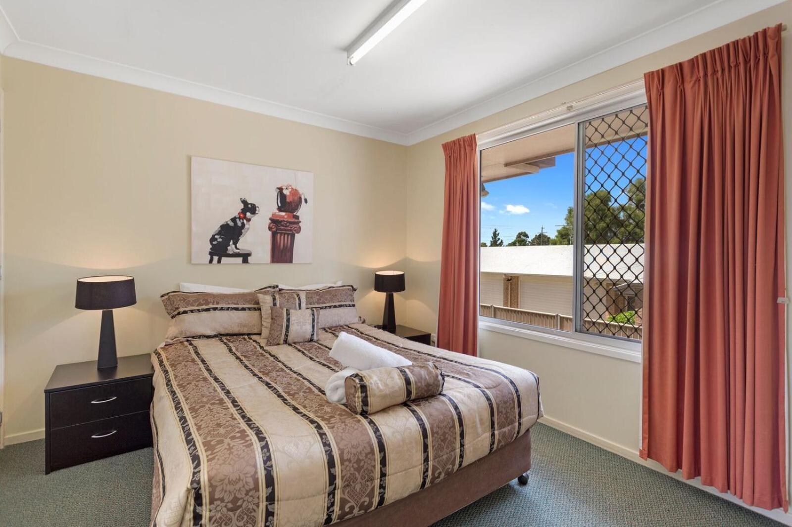 Clifford Park Motor Inn