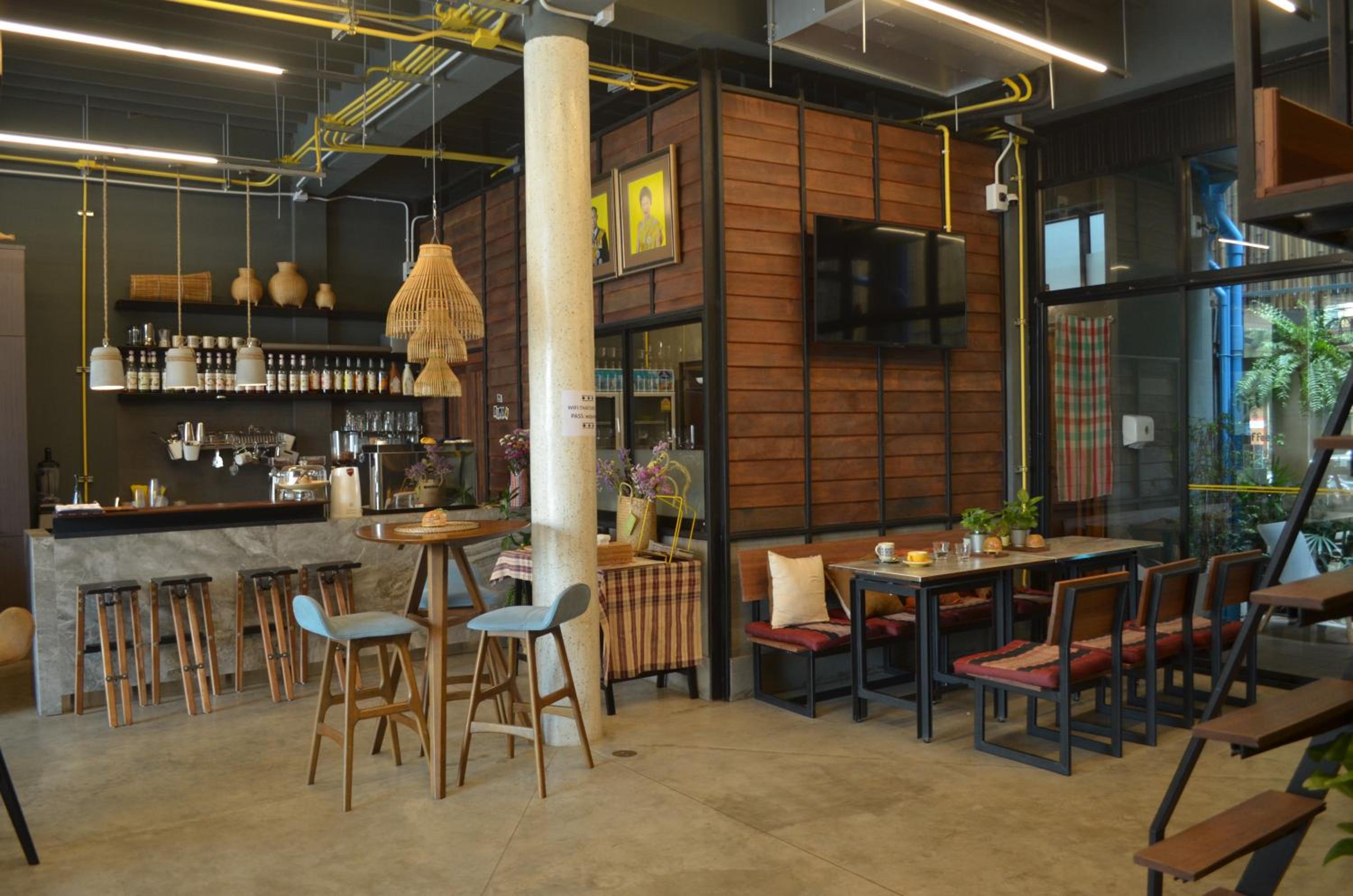 Whereder Poshtel