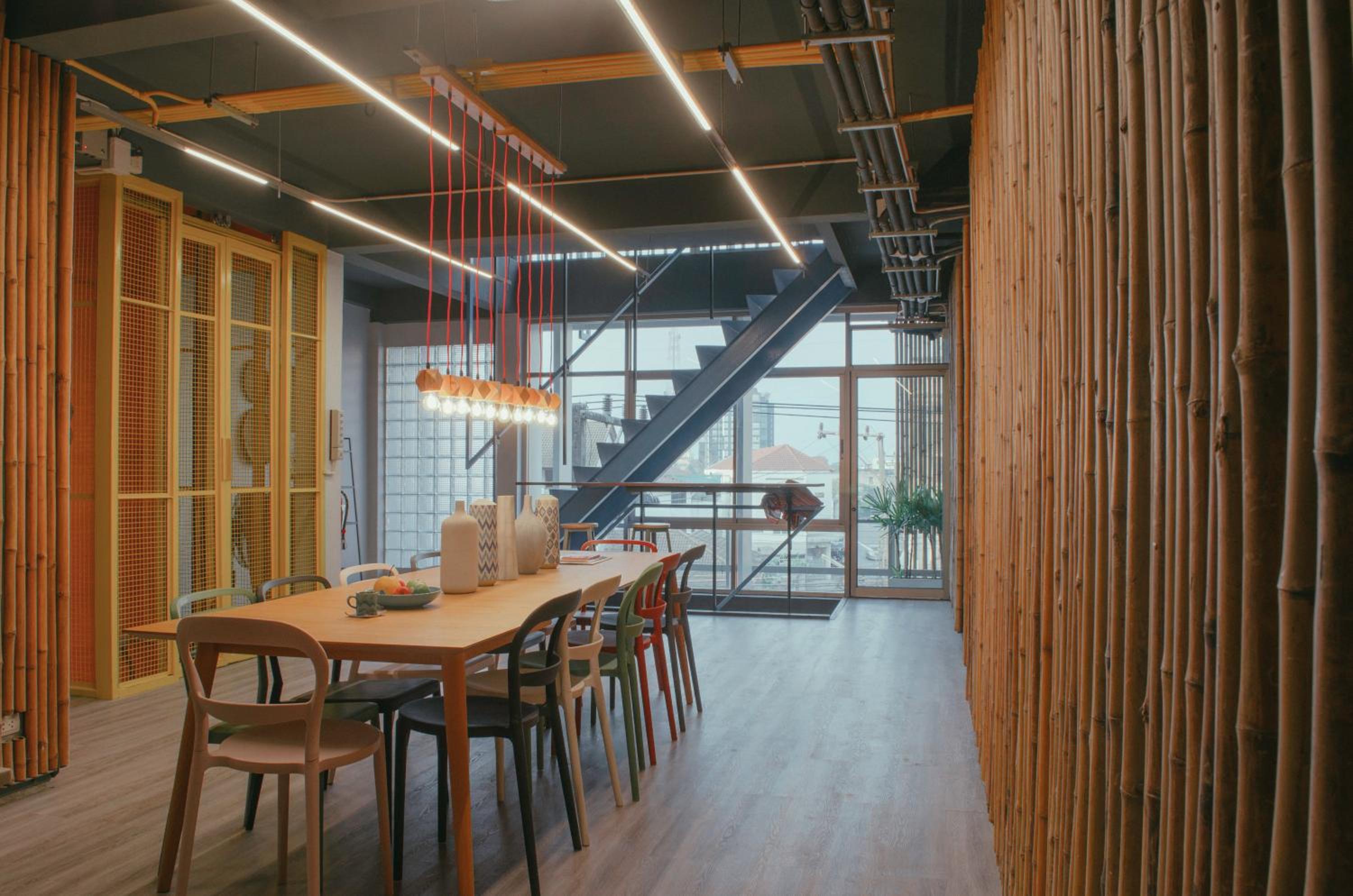 Whereder Poshtel