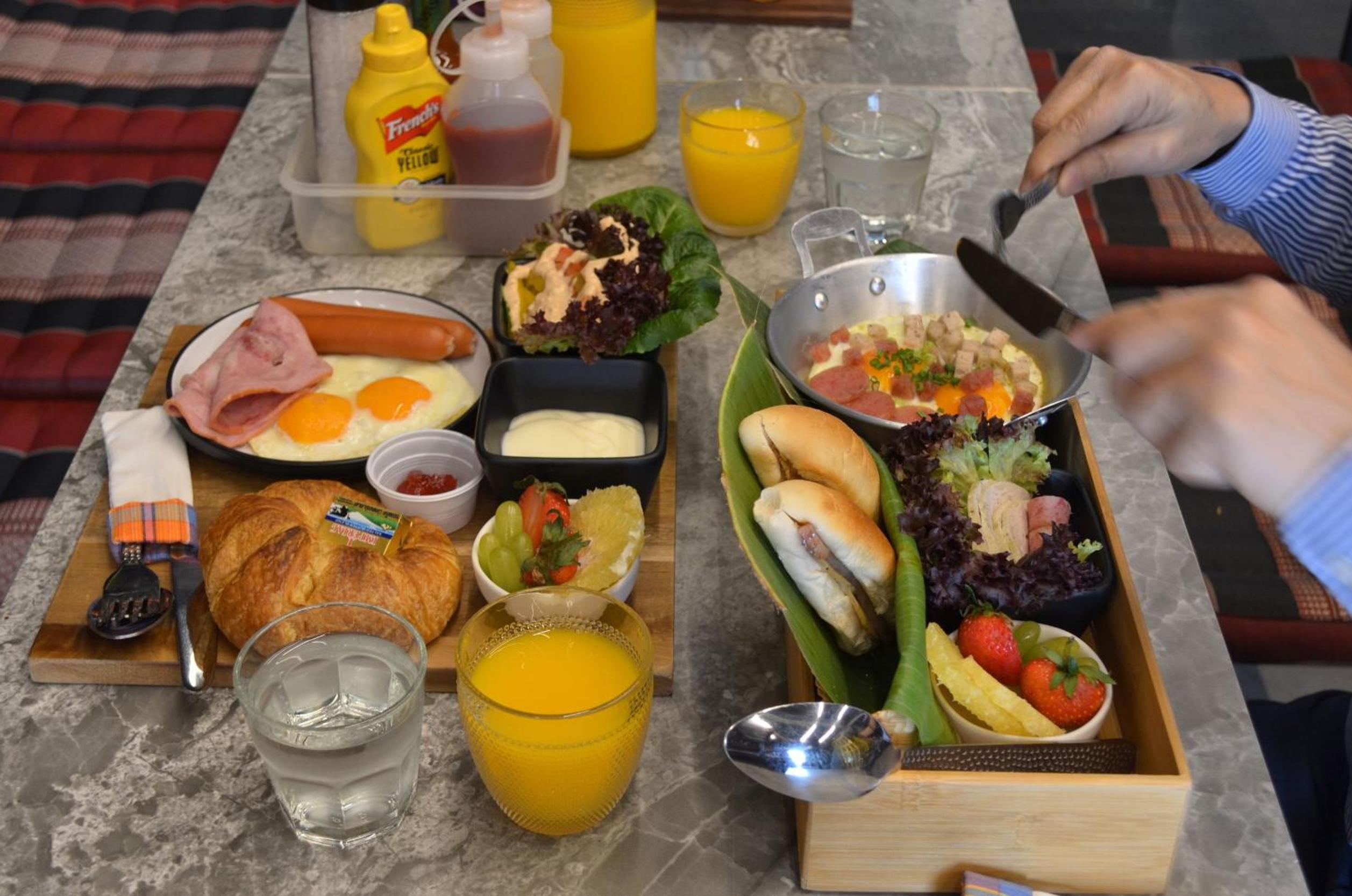 Whereder Poshtel