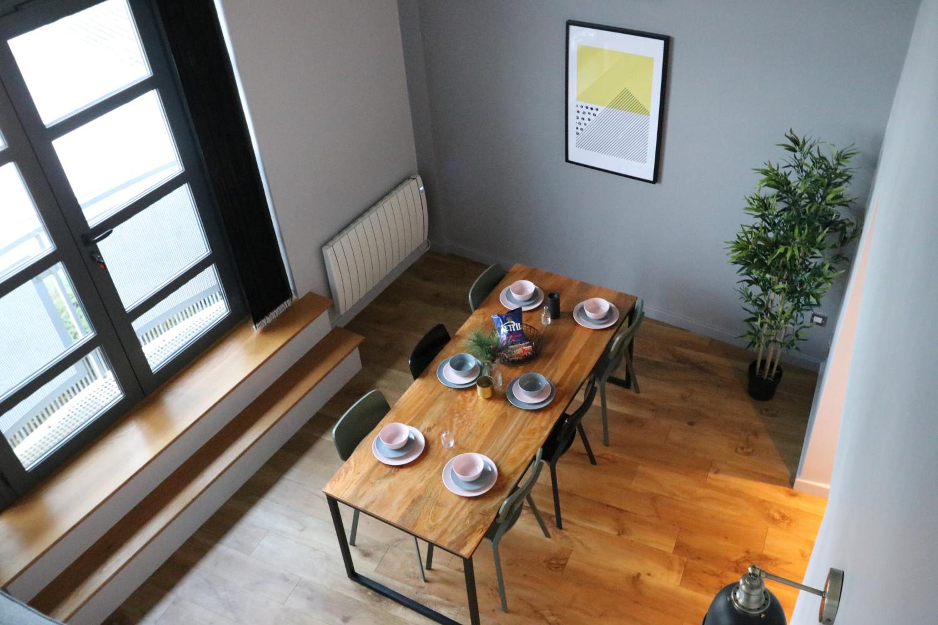 4B Loft Penthouse Industrial decor with canal & city views view 4