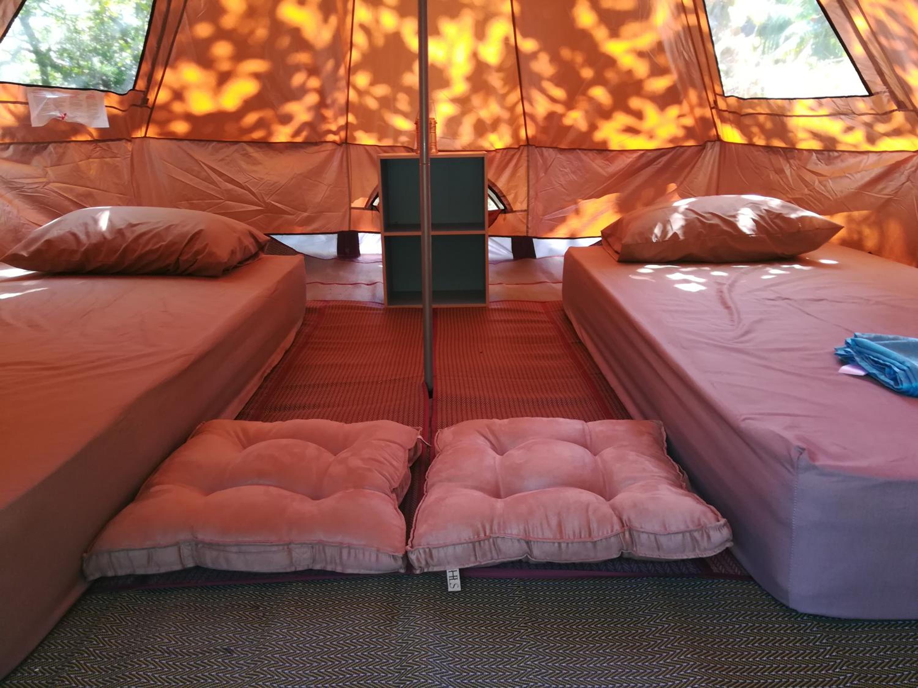 Cashew Nut Bungalow, Ko Mook