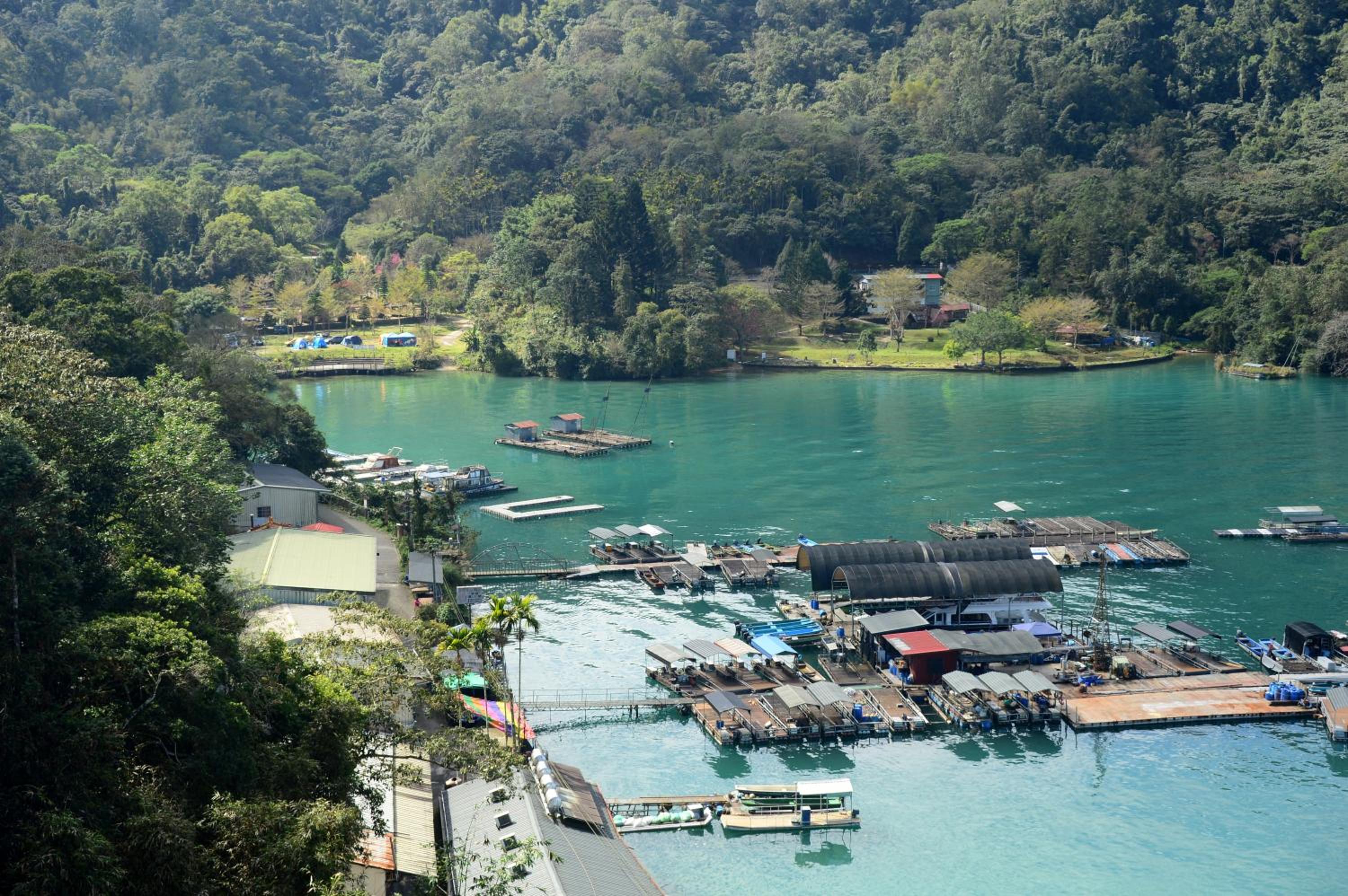 Yi Da Lakeside Hotel