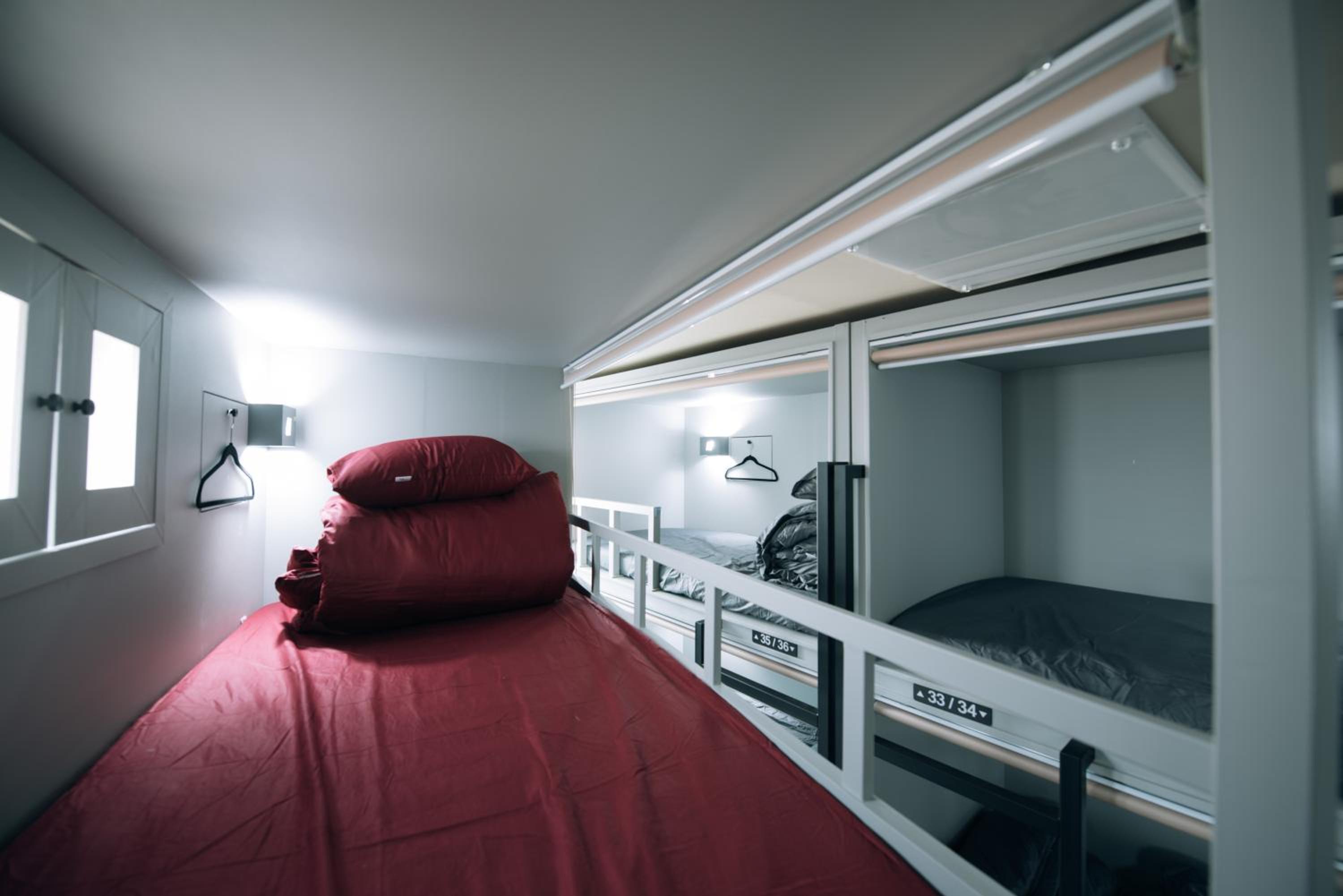 Midtown Hostel 213