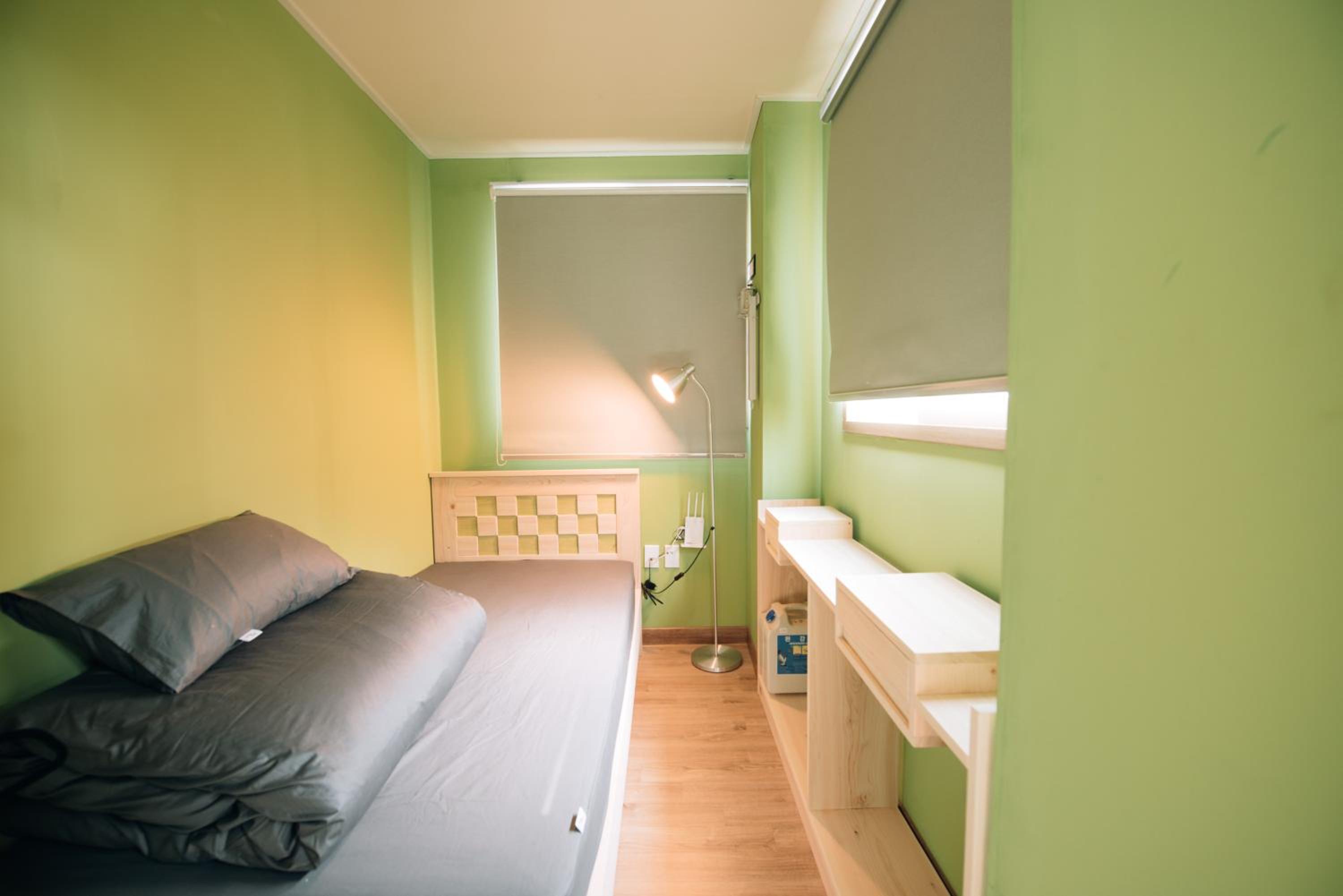 Midtown Hostel 60