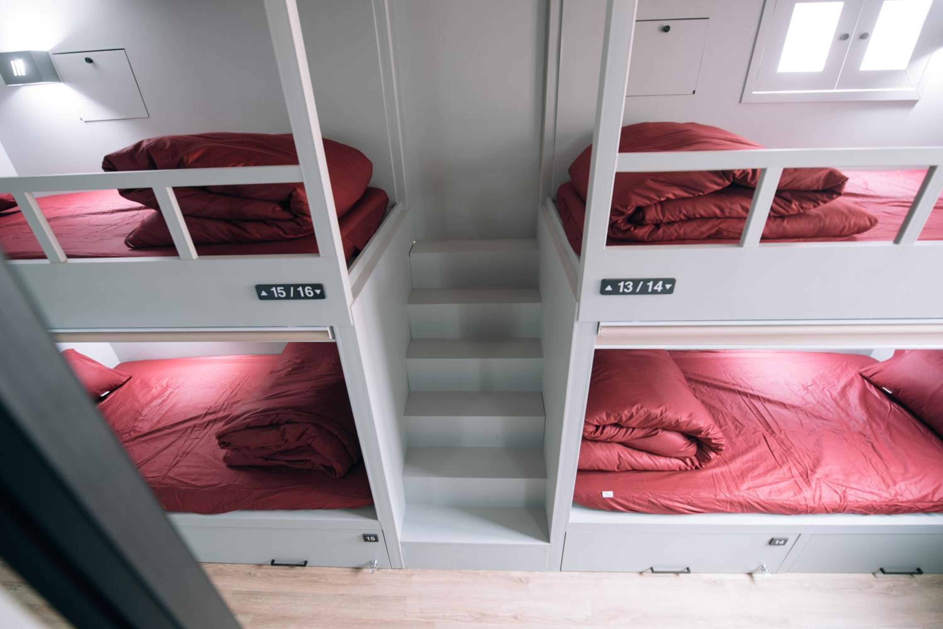 Midtown Hostel 185