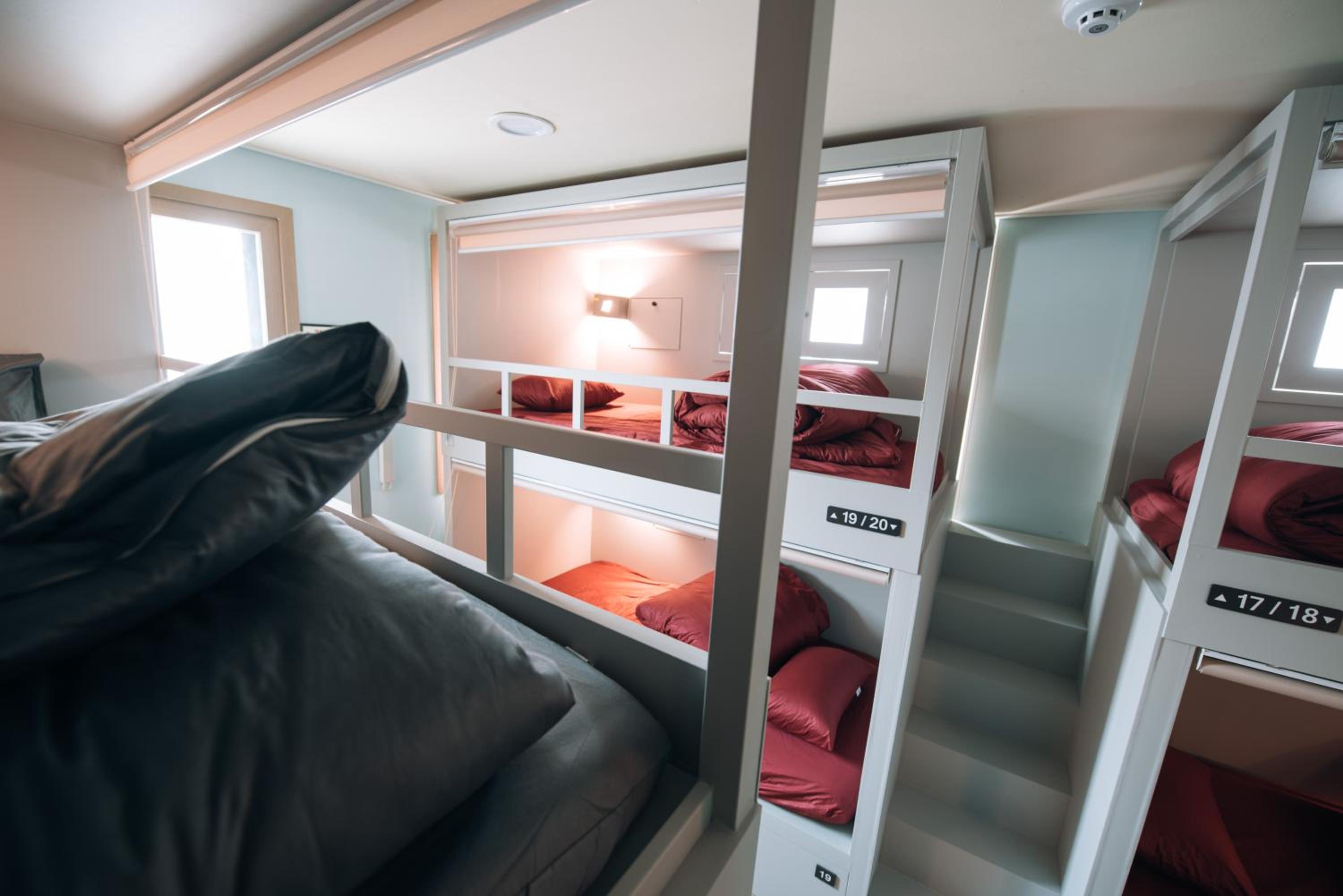 Midtown Hostel 39