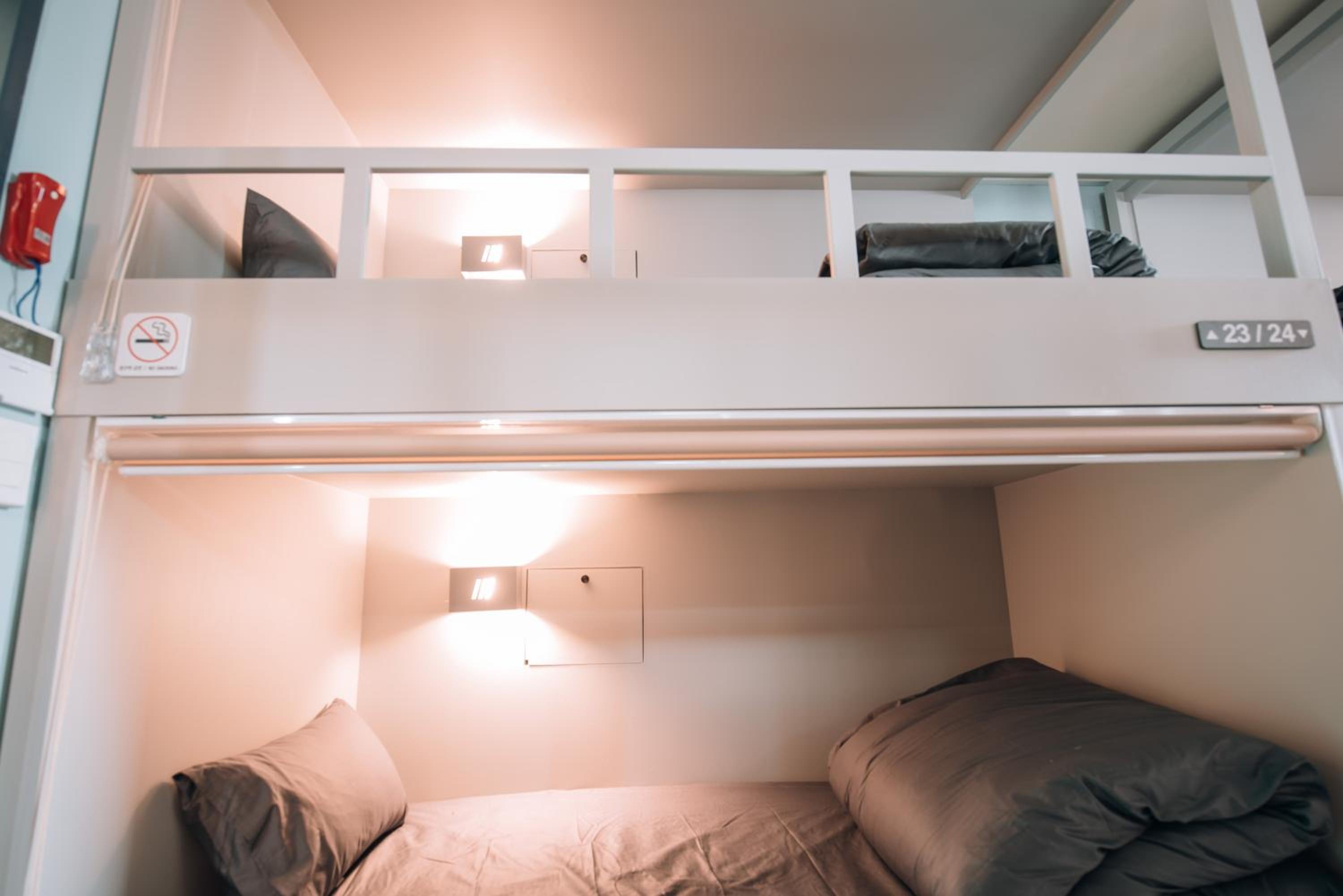 Midtown Hostel 44