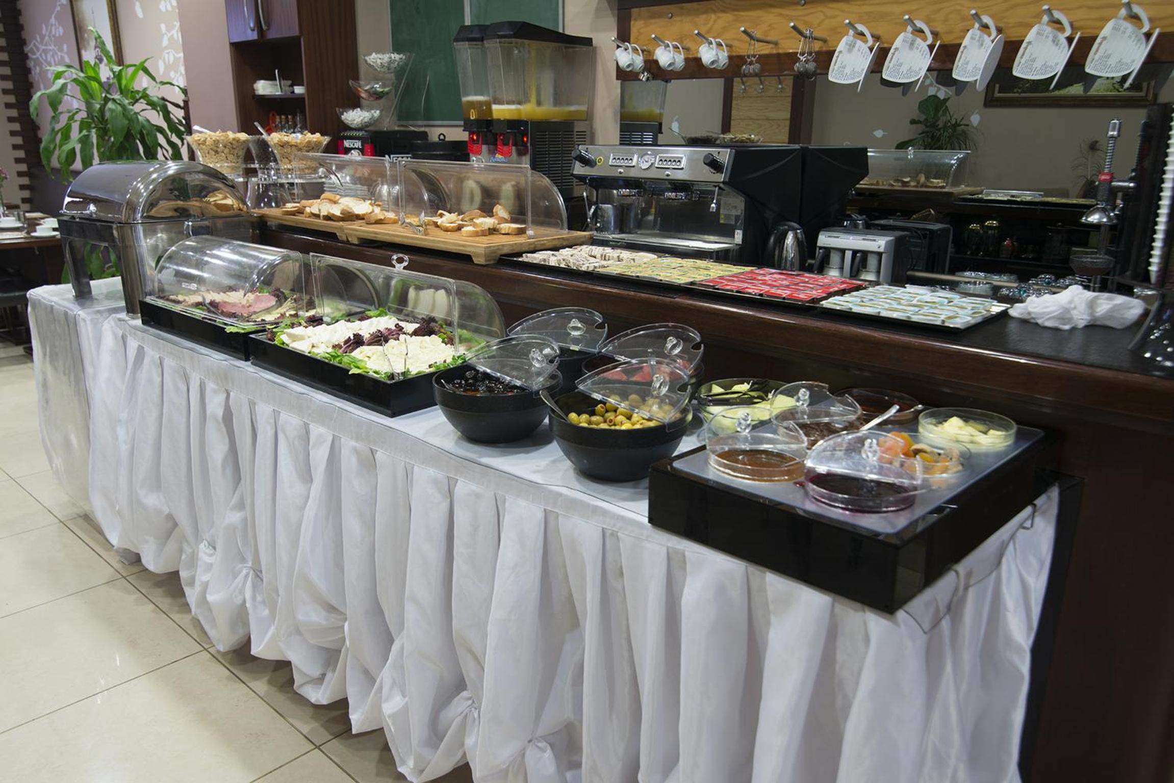 Cumbali Suite Hotel - Image 10
