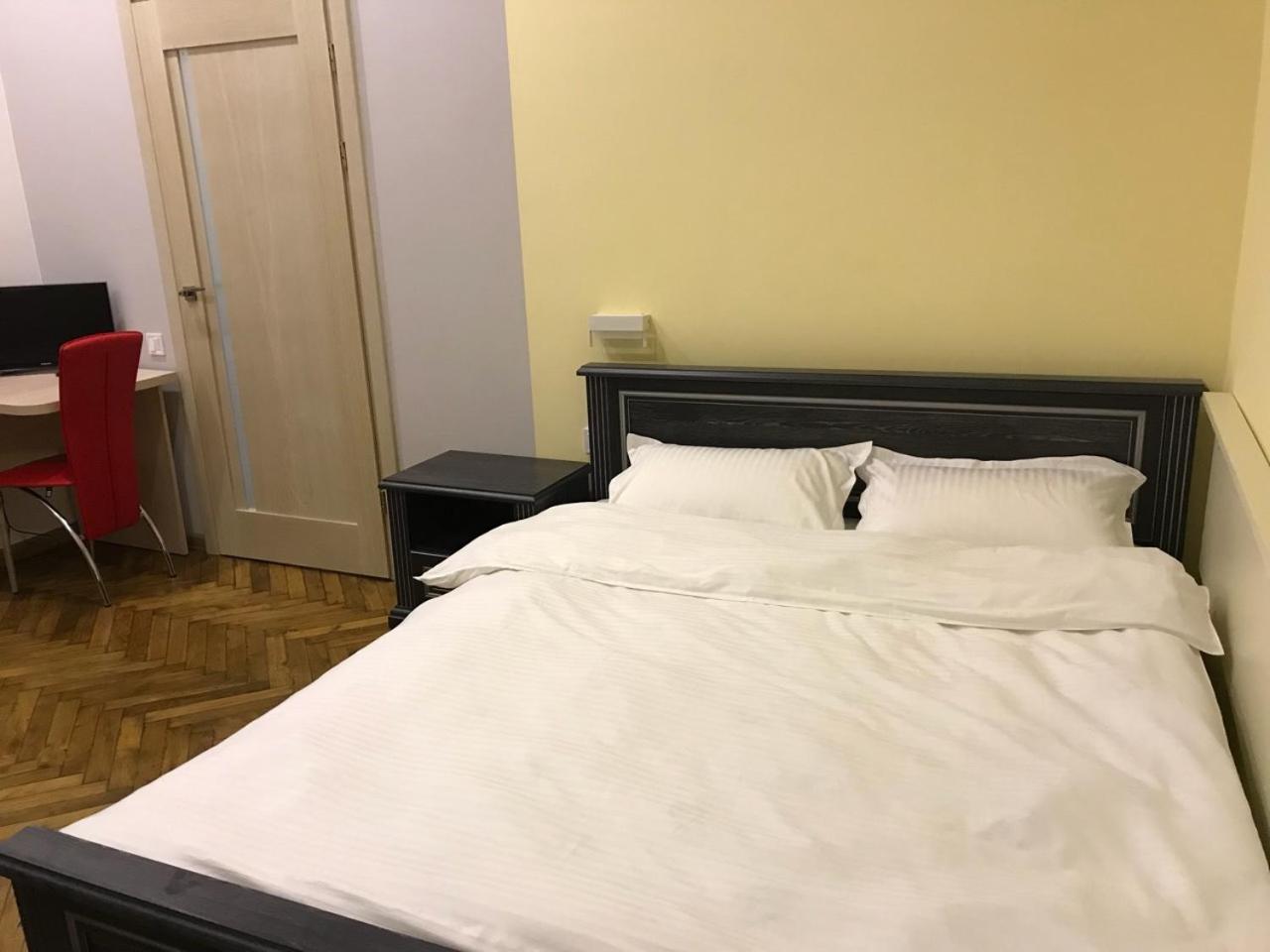 Apartment on Khorvatska Street