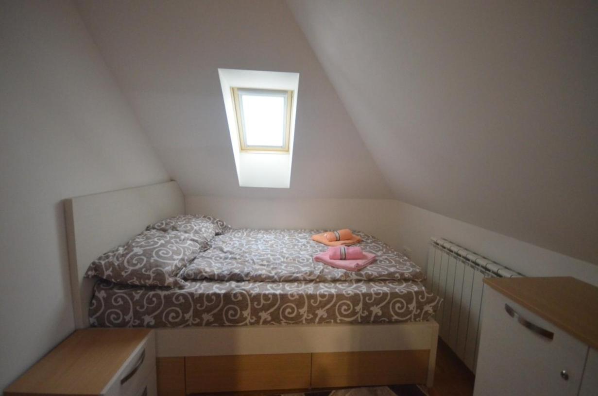 ELT apartmani view 3