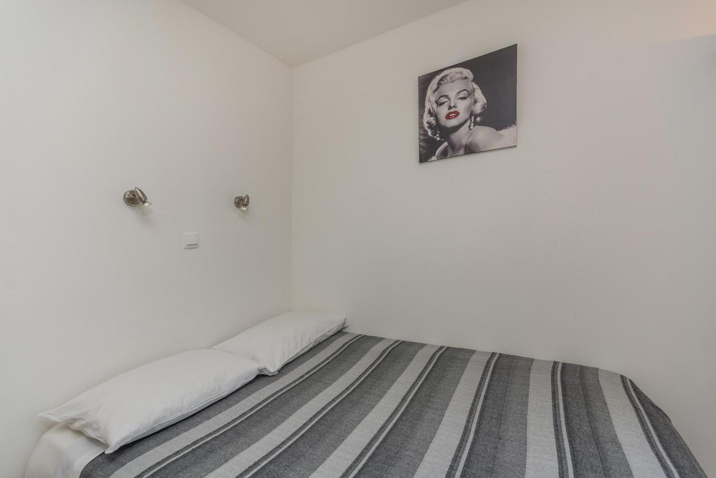 Apartments Mijat