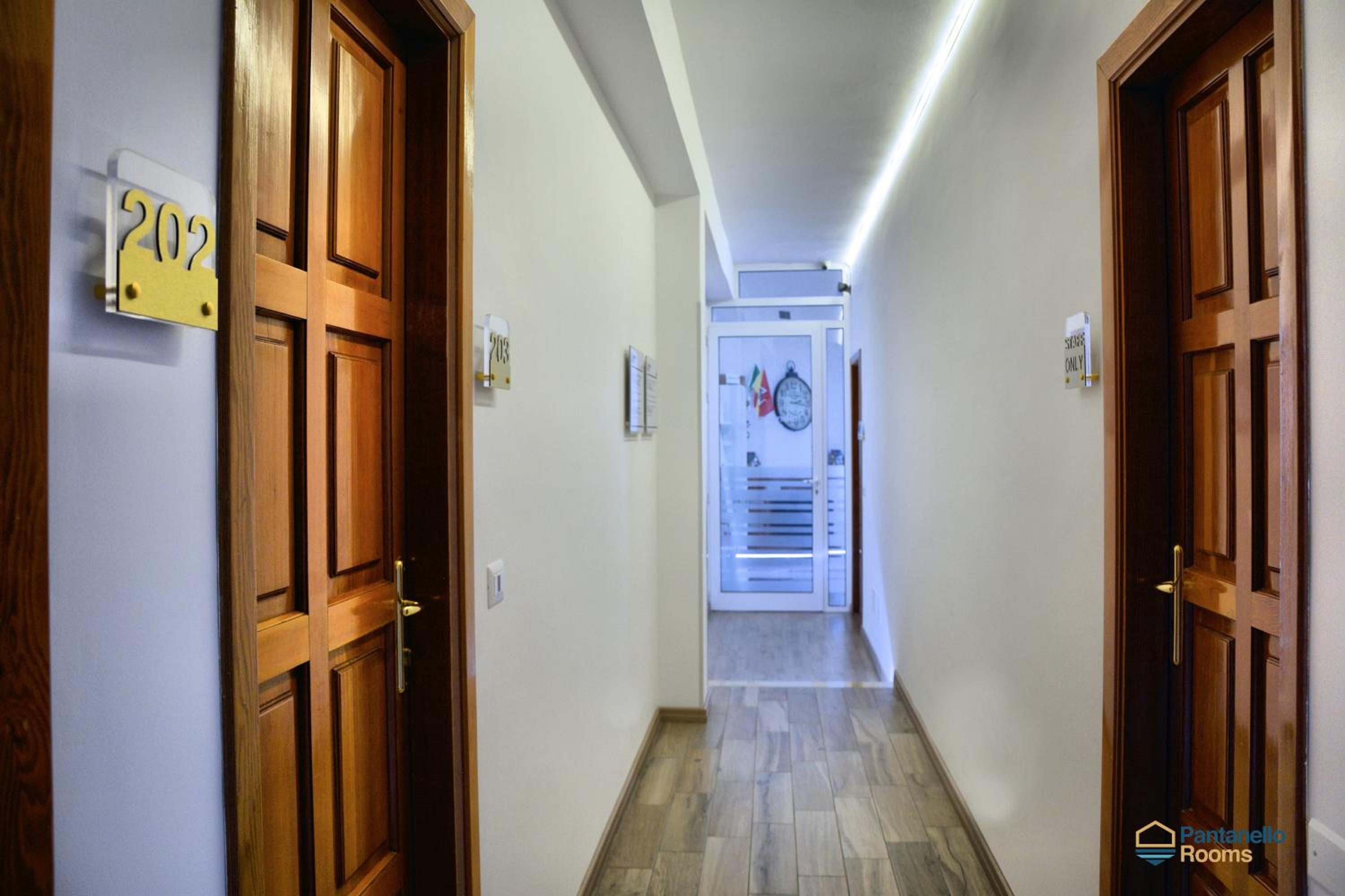 Hotel Pantanello Rooms Avola - Image 1