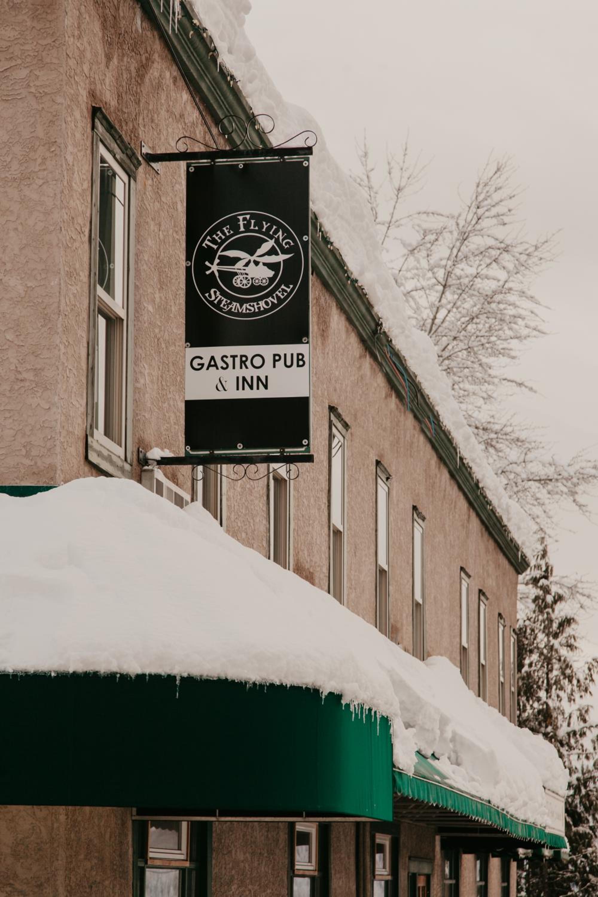 The Flying Steamshovel Inn