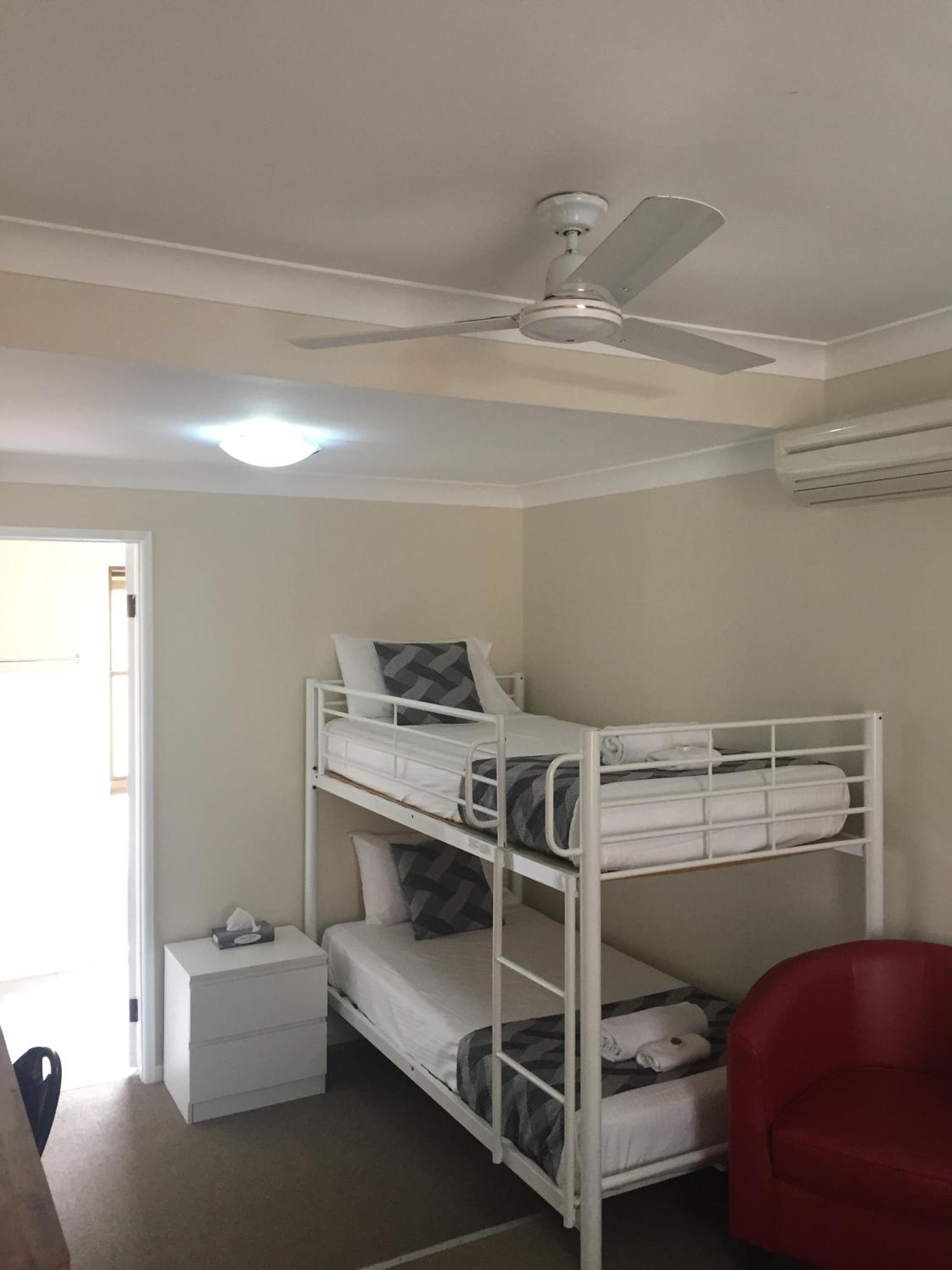 Narimba Motel