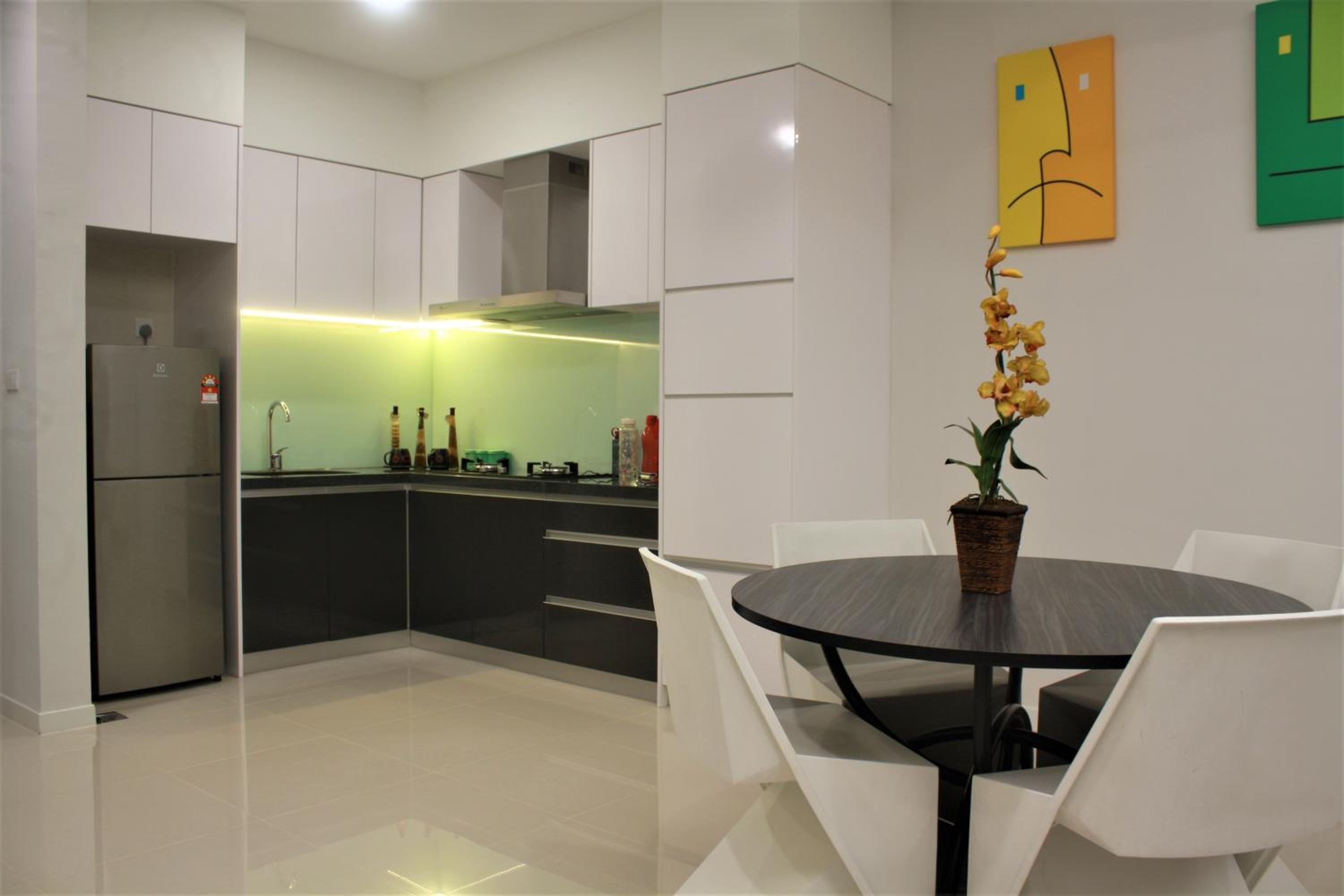 Azure Residence Paradigm Mall photo 4