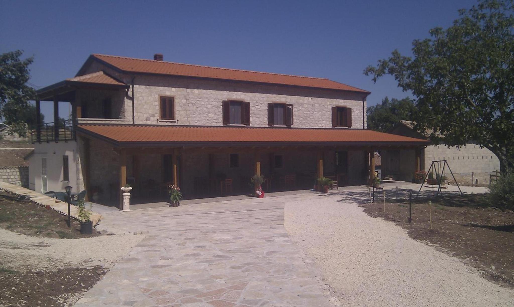 Photo 19
