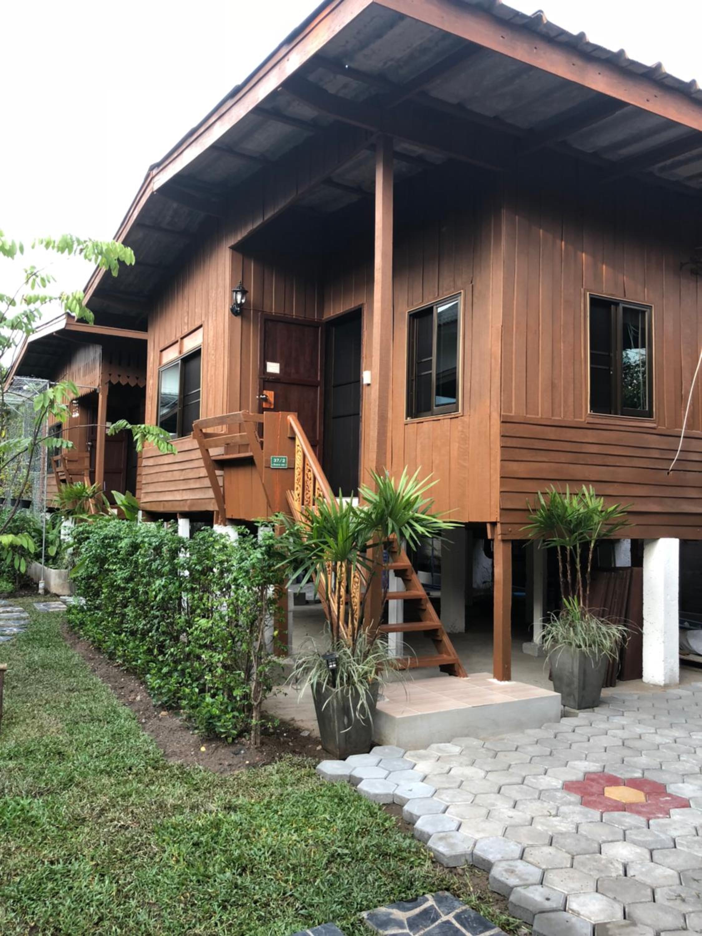 Cozy stay in old town view 3