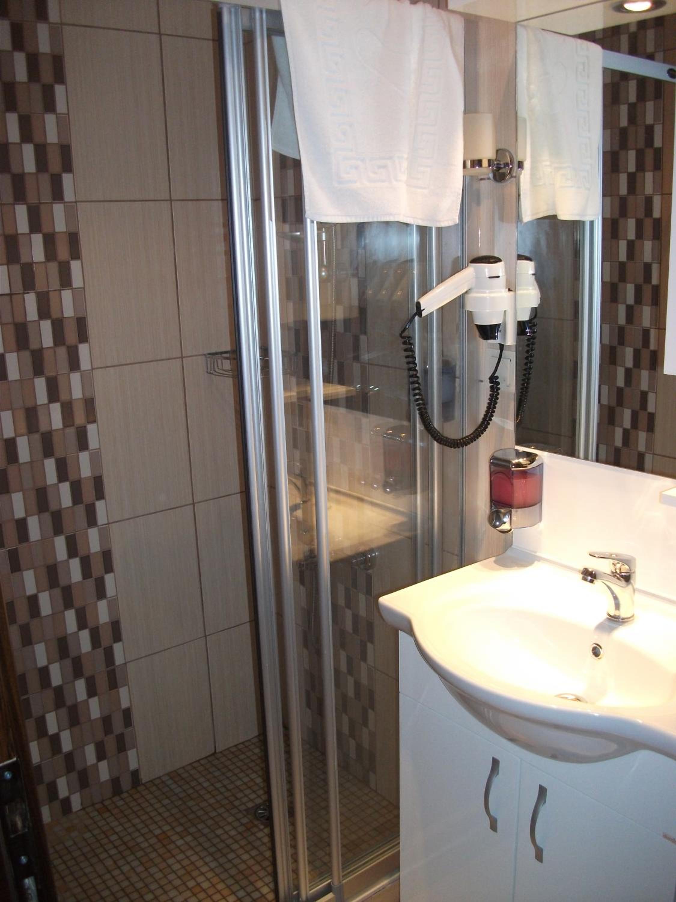 Sultan Palace Hotel - Image 40