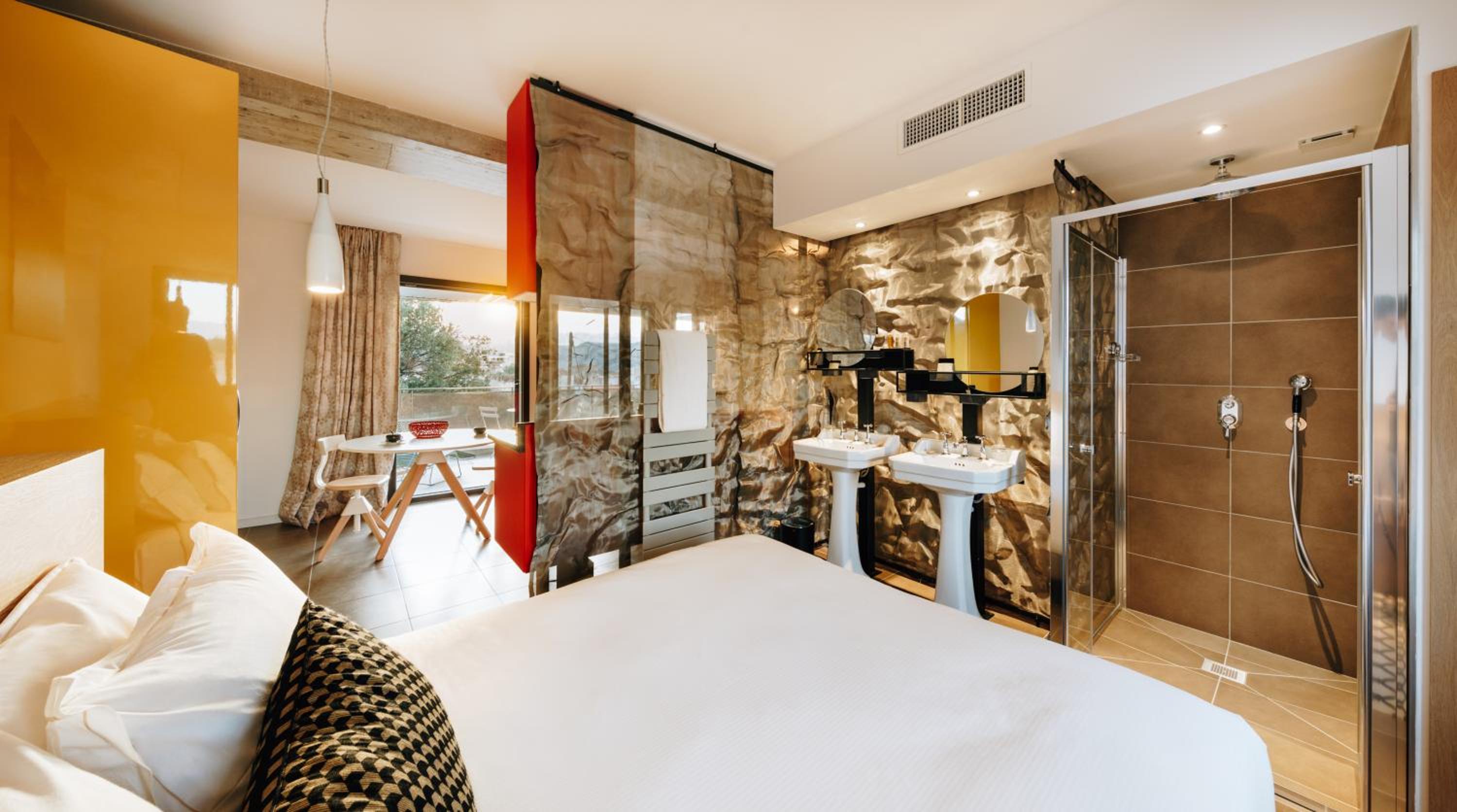 hotel room