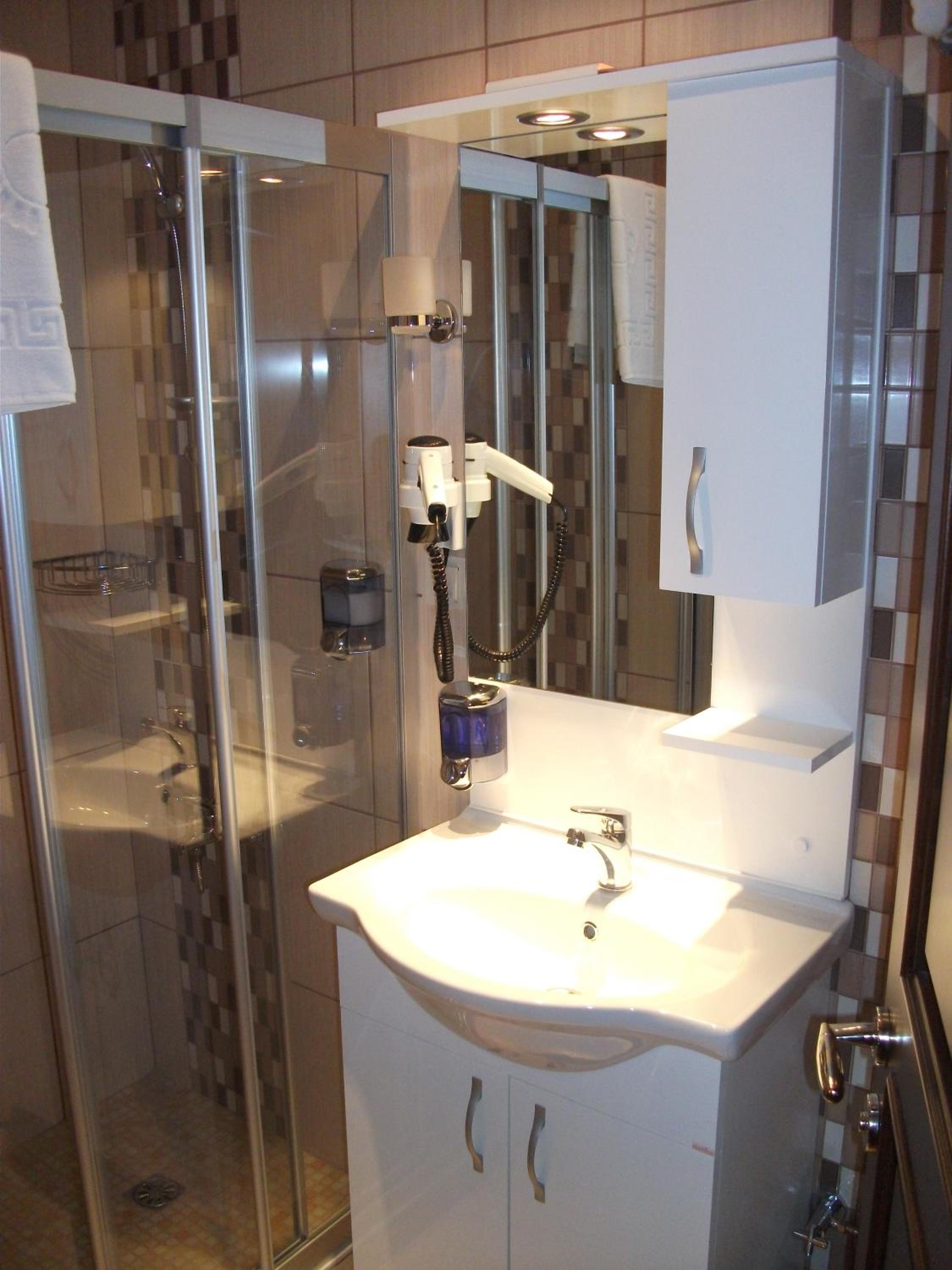 Sultan Palace Hotel - Image 10