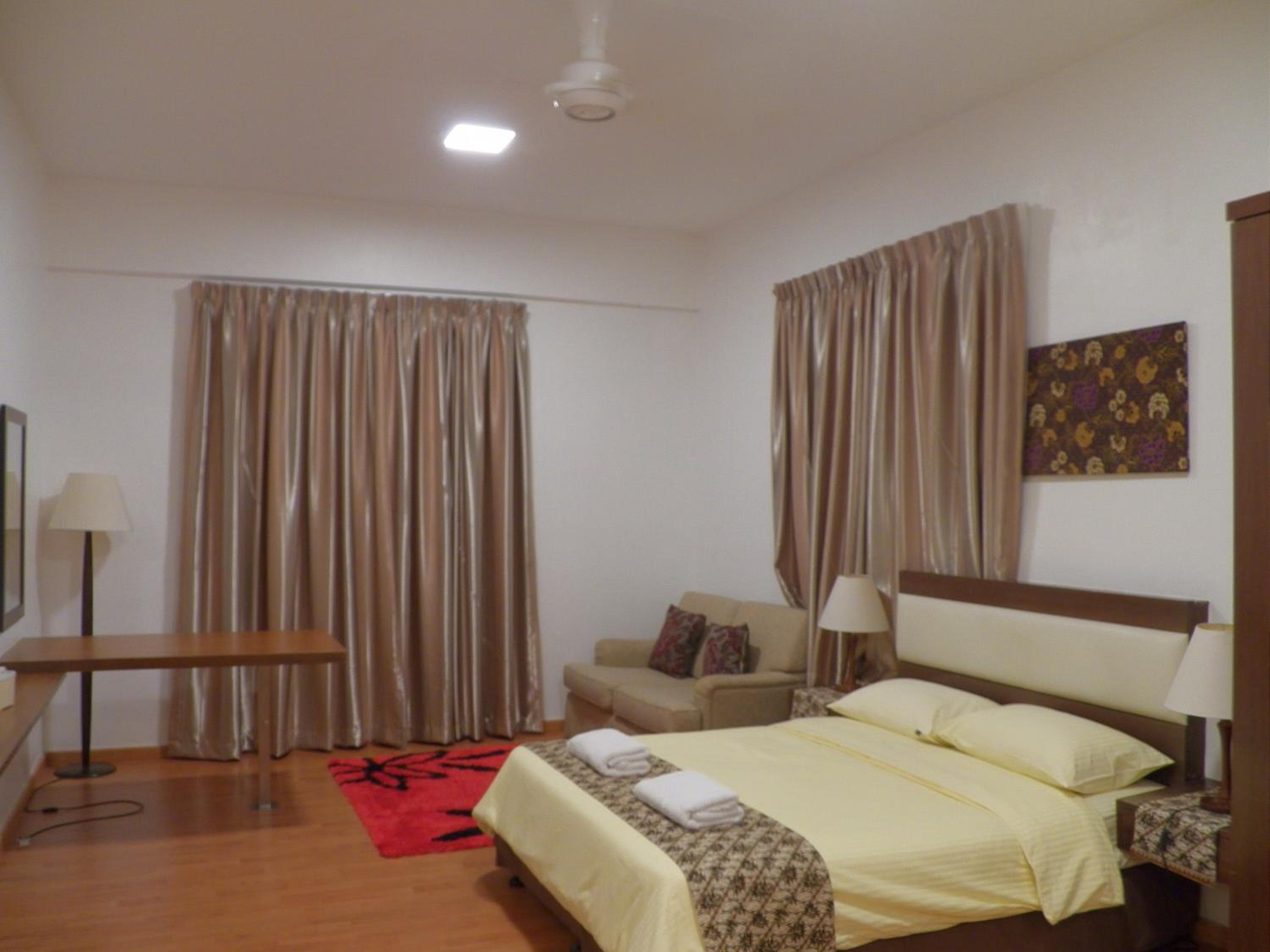 Maytower Apartment