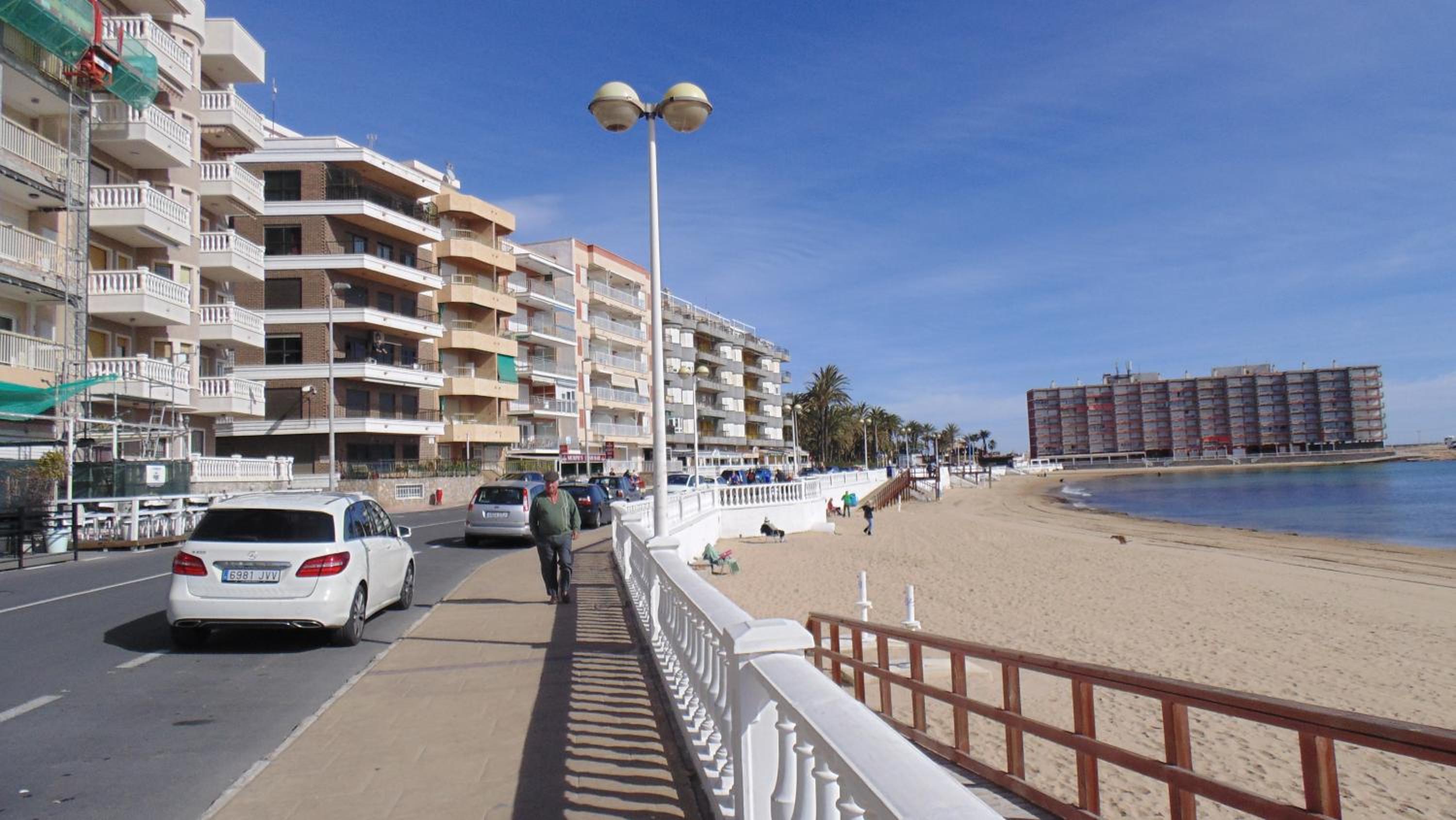 Apartamento frente de la playa view 4