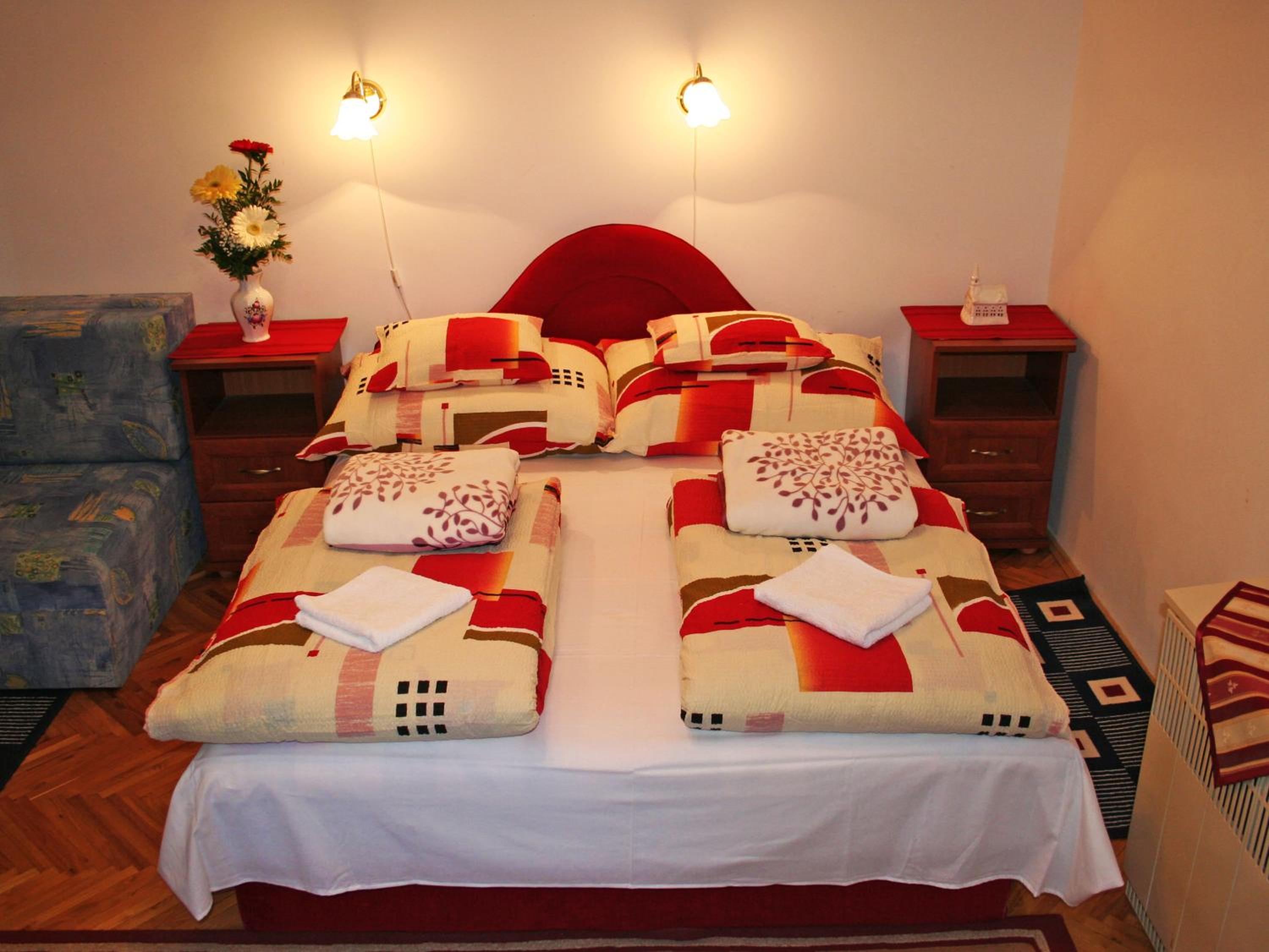 Arany Barokk Apartman view 2