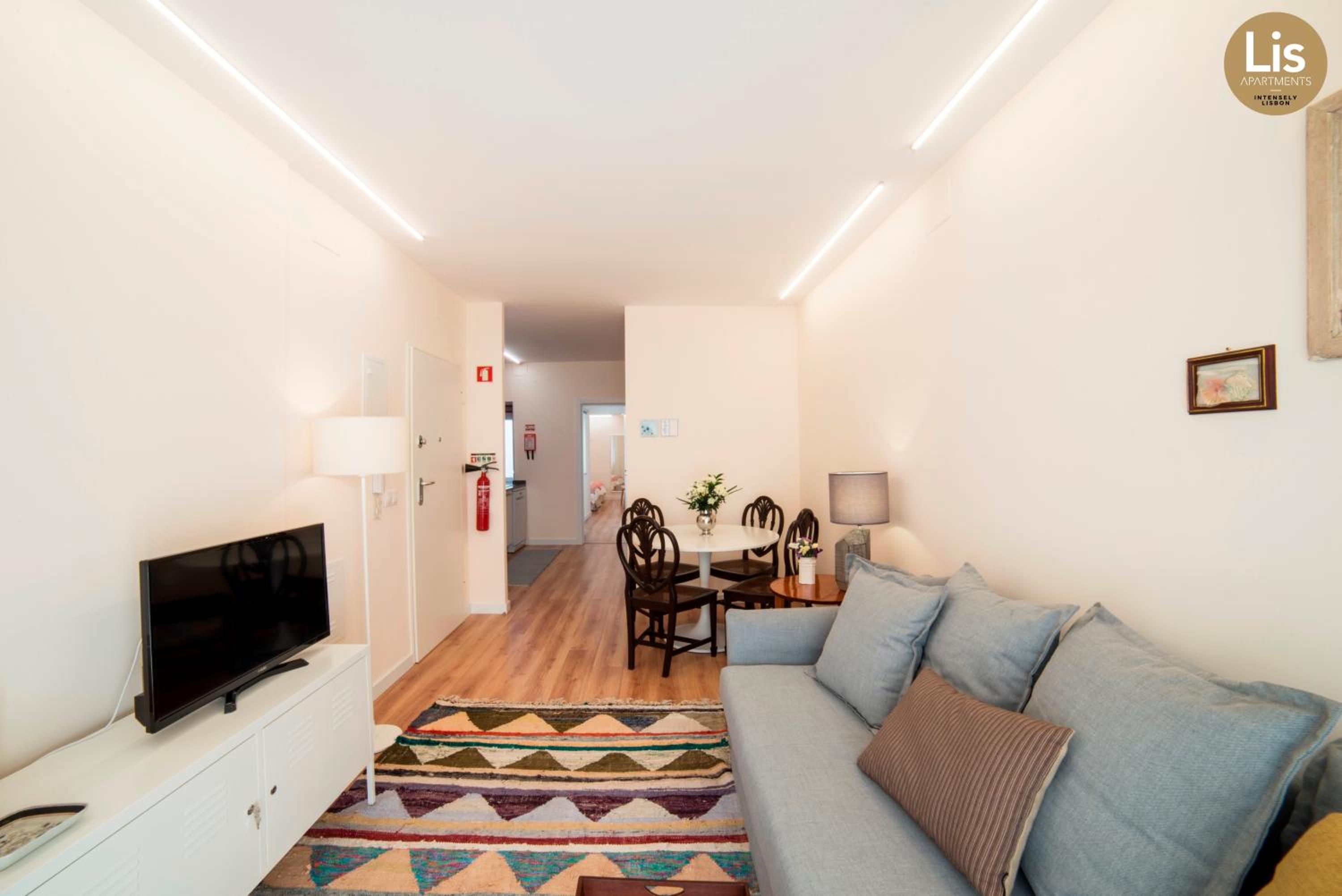 Lis Apartments