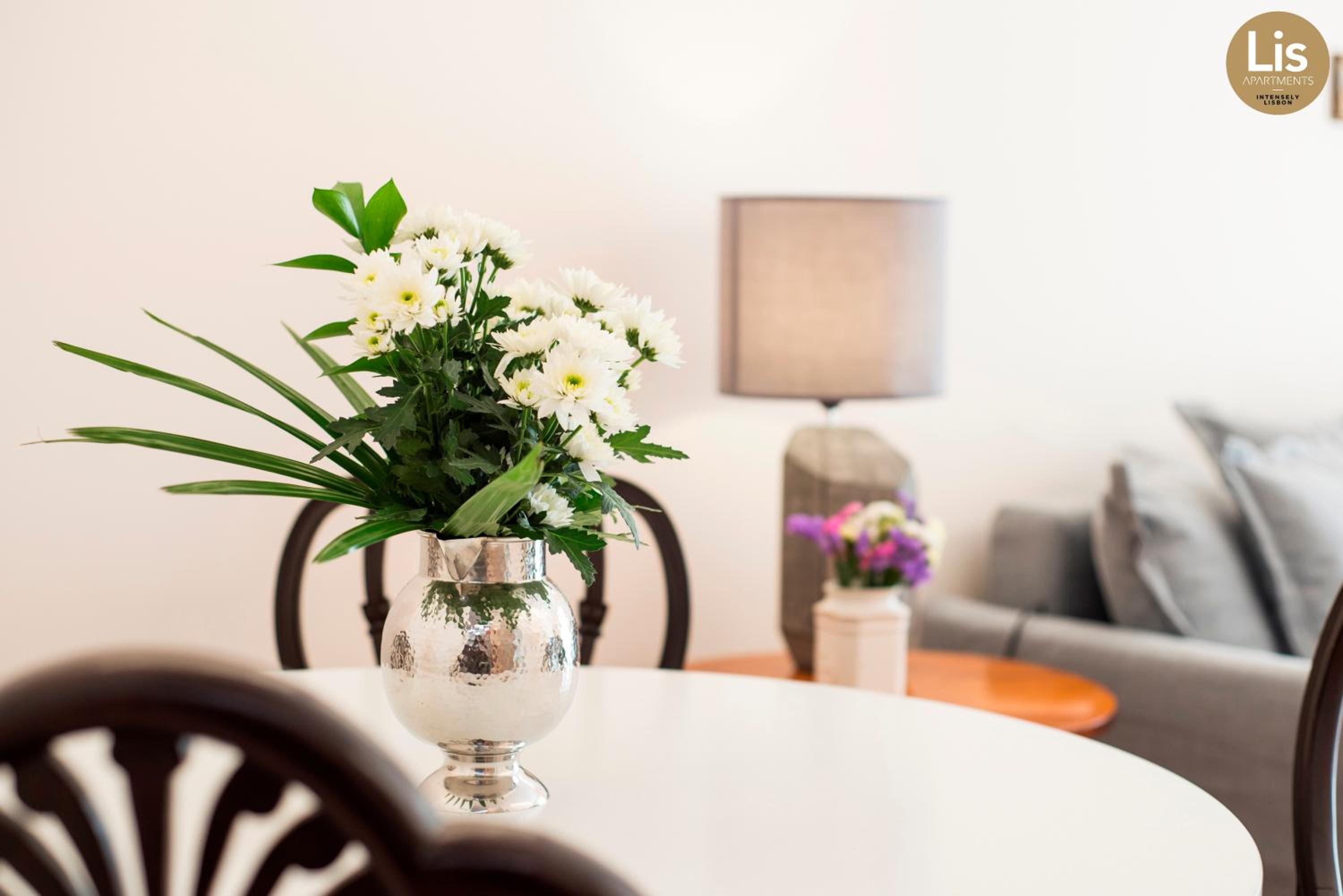 Lis Apartments