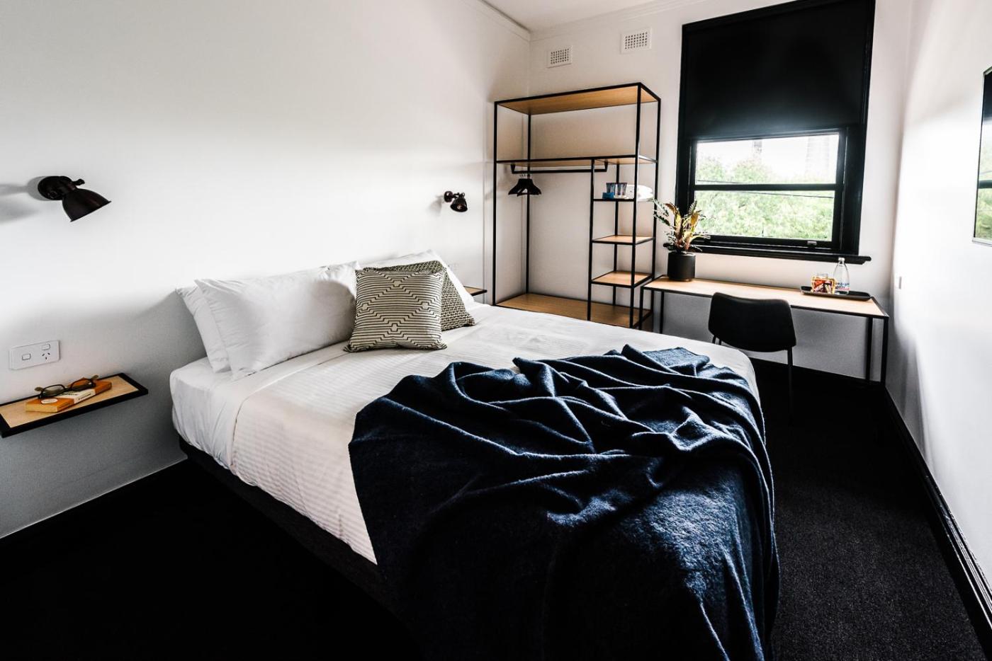 Sydney Park Hotel
