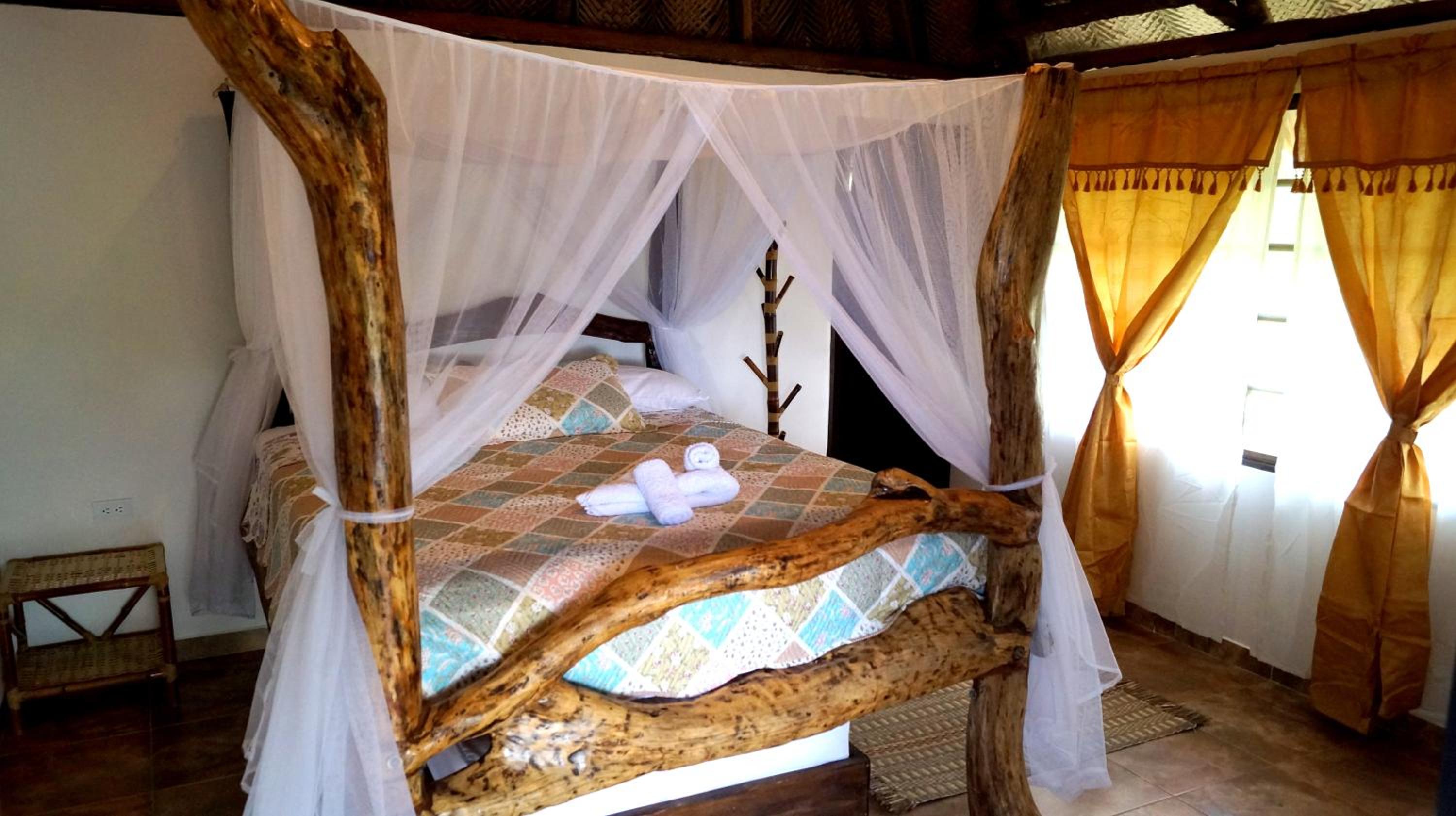 Quetzal Dorado Eco-Lodge by Mareygua