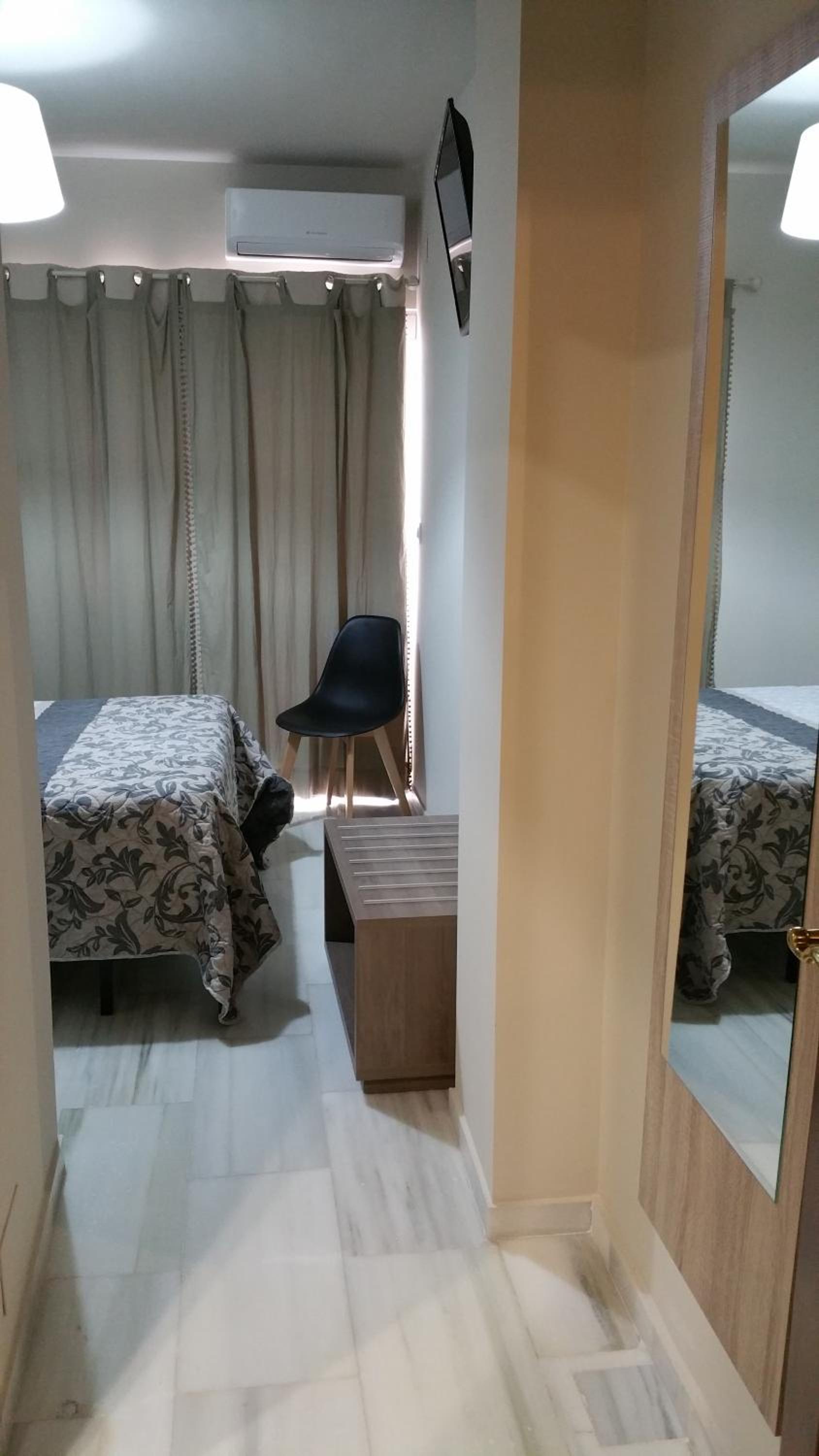 Hostal Tilos