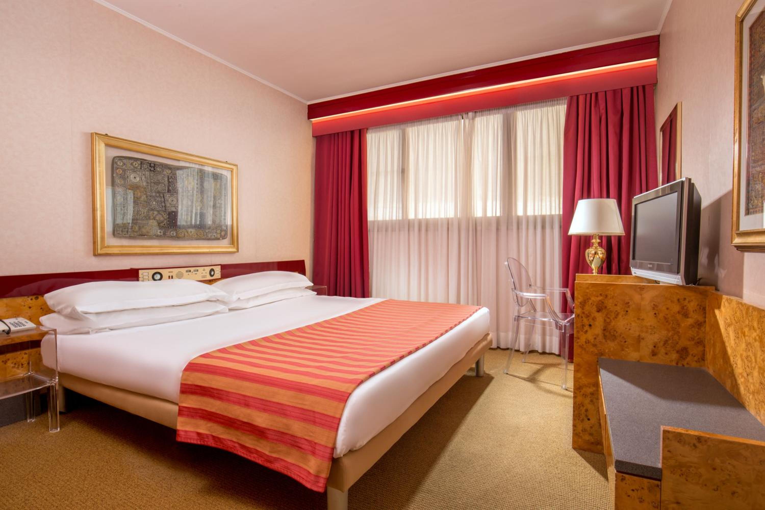 Pomezia Vacations - Enea Hotel Pomezia - Property Image 3