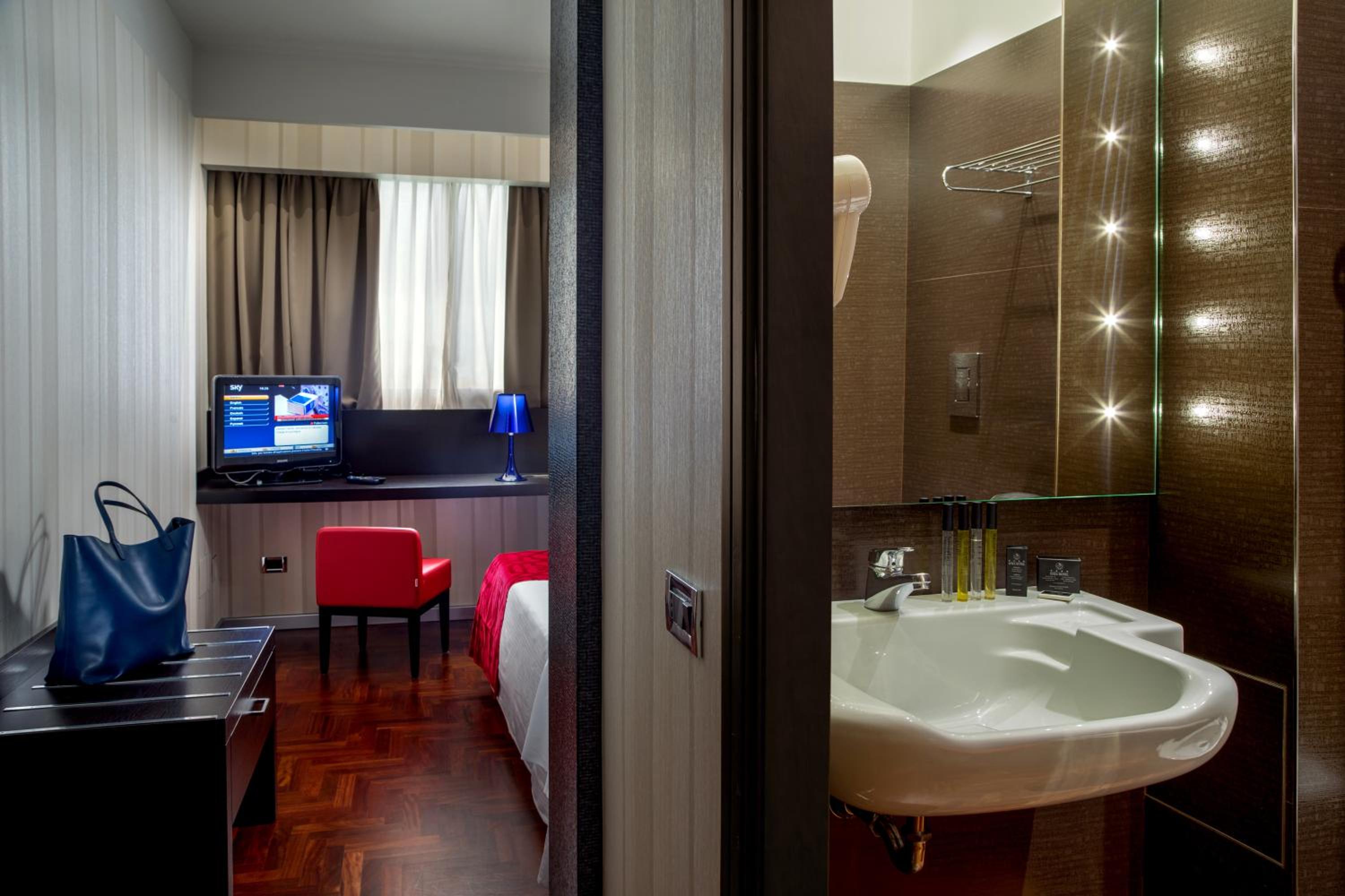 Pomezia Vacations - Enea Hotel Pomezia - Property Image 9