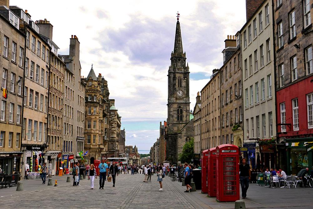 Grassmarket apartment