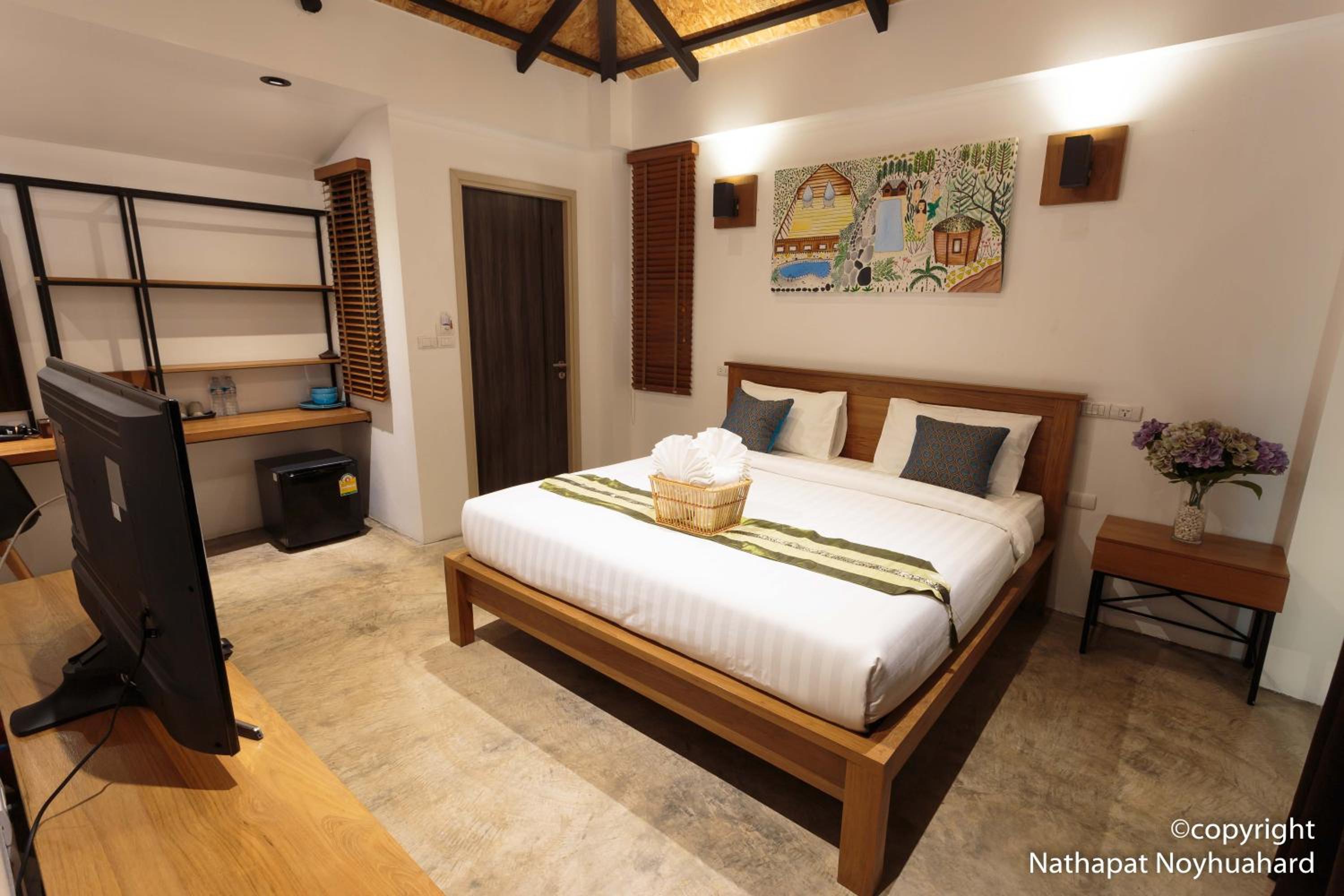 At Leaf Villa