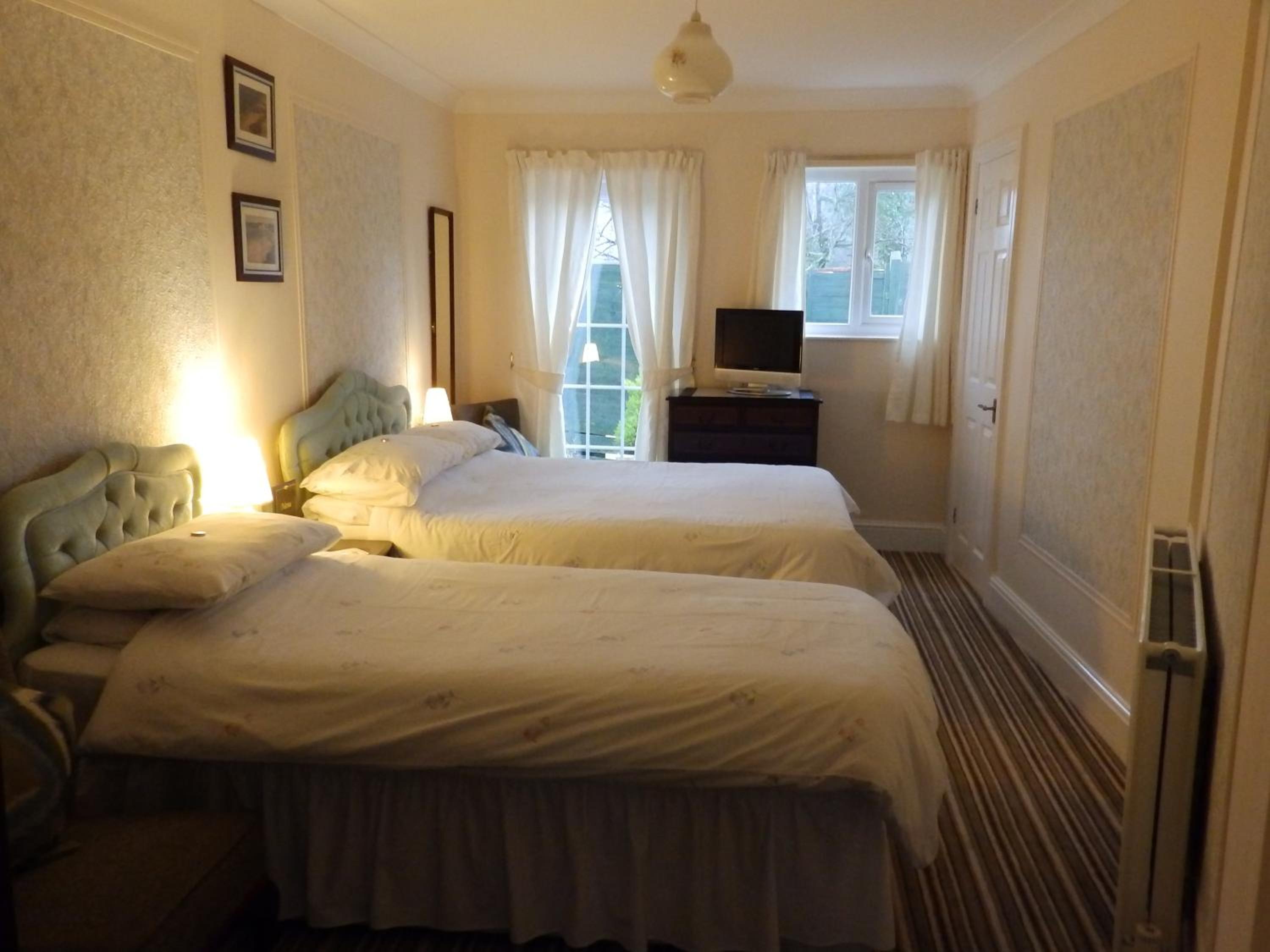 Pembroke Vacations - Rosedene Guest House - Property Image 16