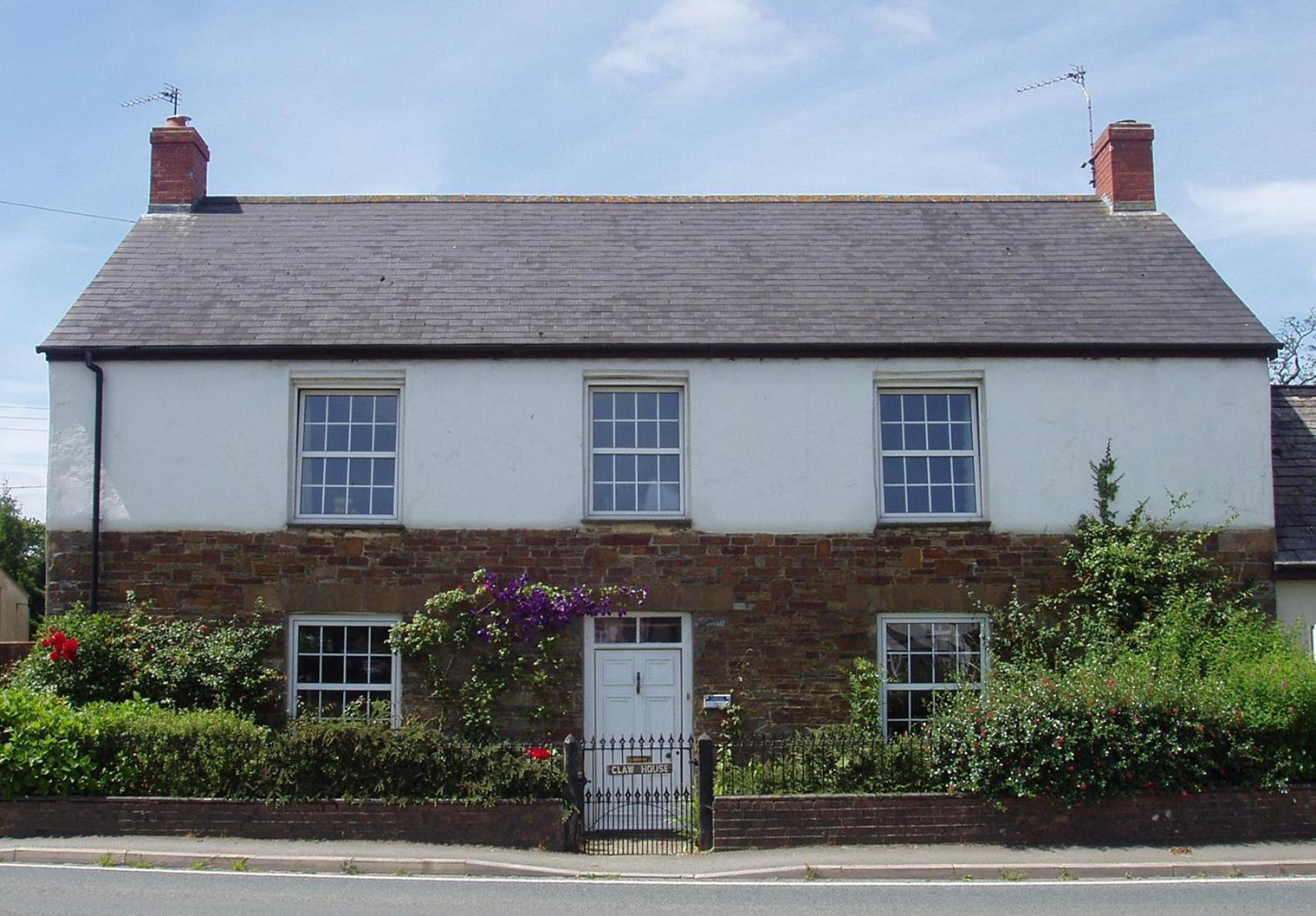 Holsworthy Vacations - Claw House - Property Image 1